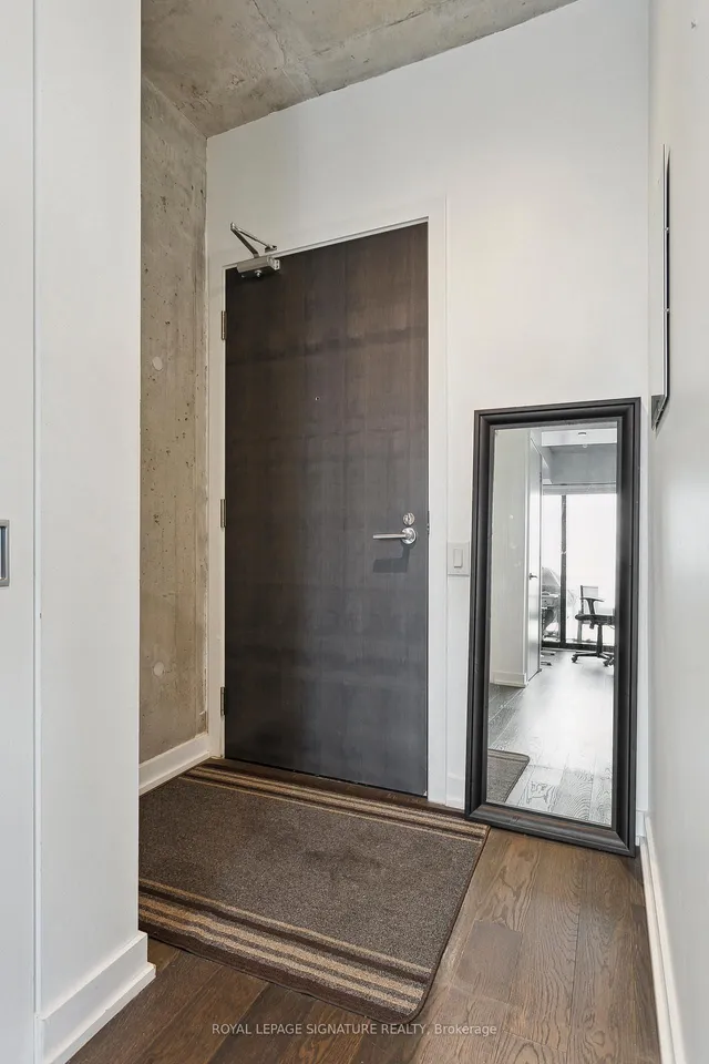 Additional property image - 11 Charlotte St Unit 2803