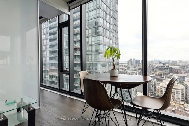 Additional property image - 11 Charlotte St Unit 2803