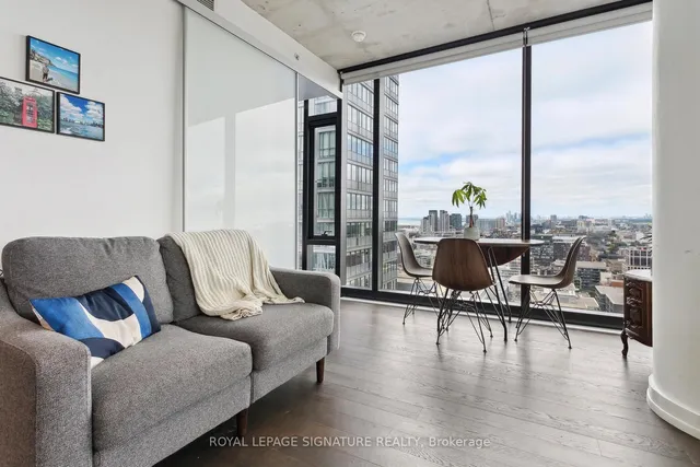Additional property image - 11 Charlotte St Unit 2803