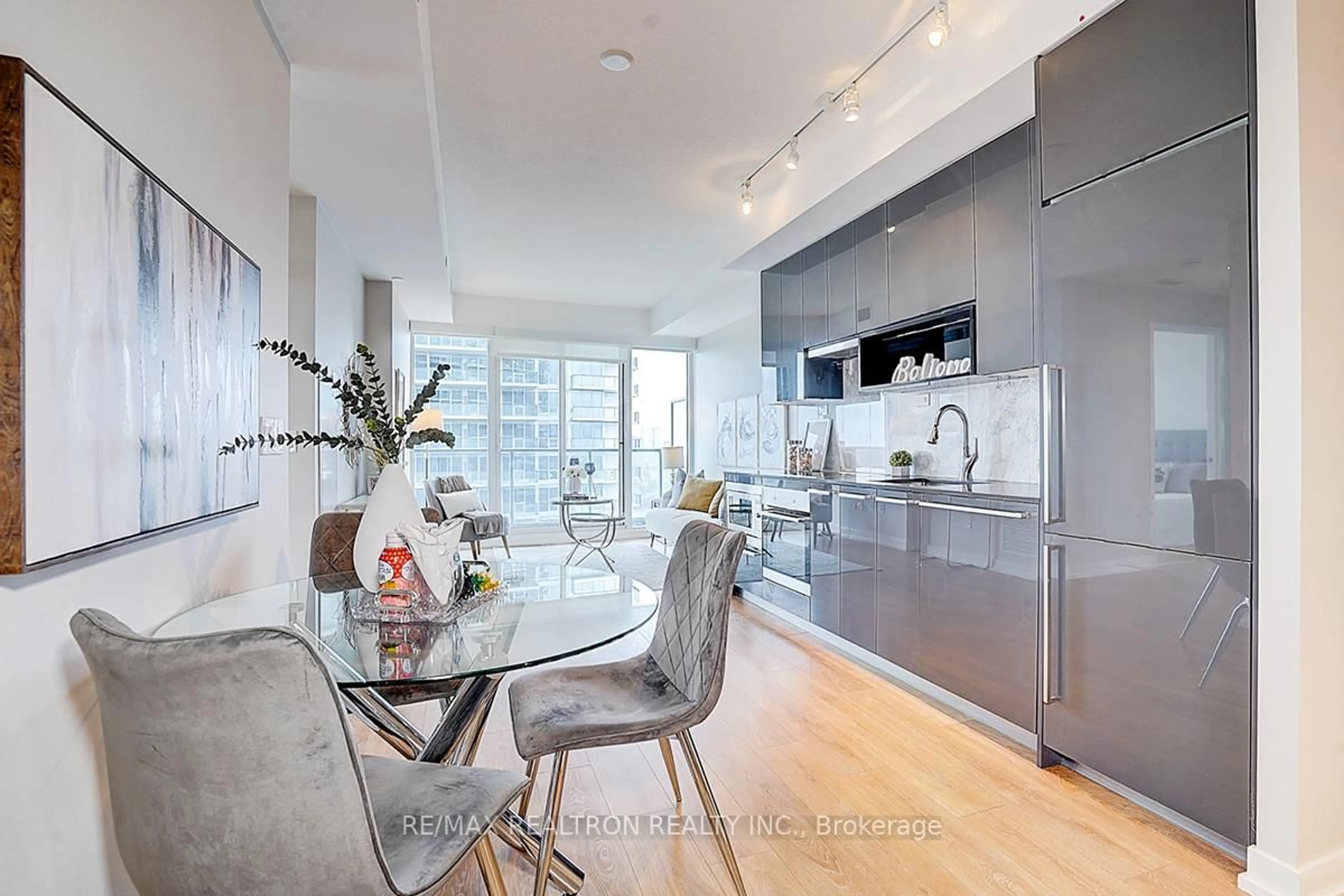 Open concept kitchen, unknown for 115 Mcmahon Dr #1701, Toronto Ontario M2K 0E3
