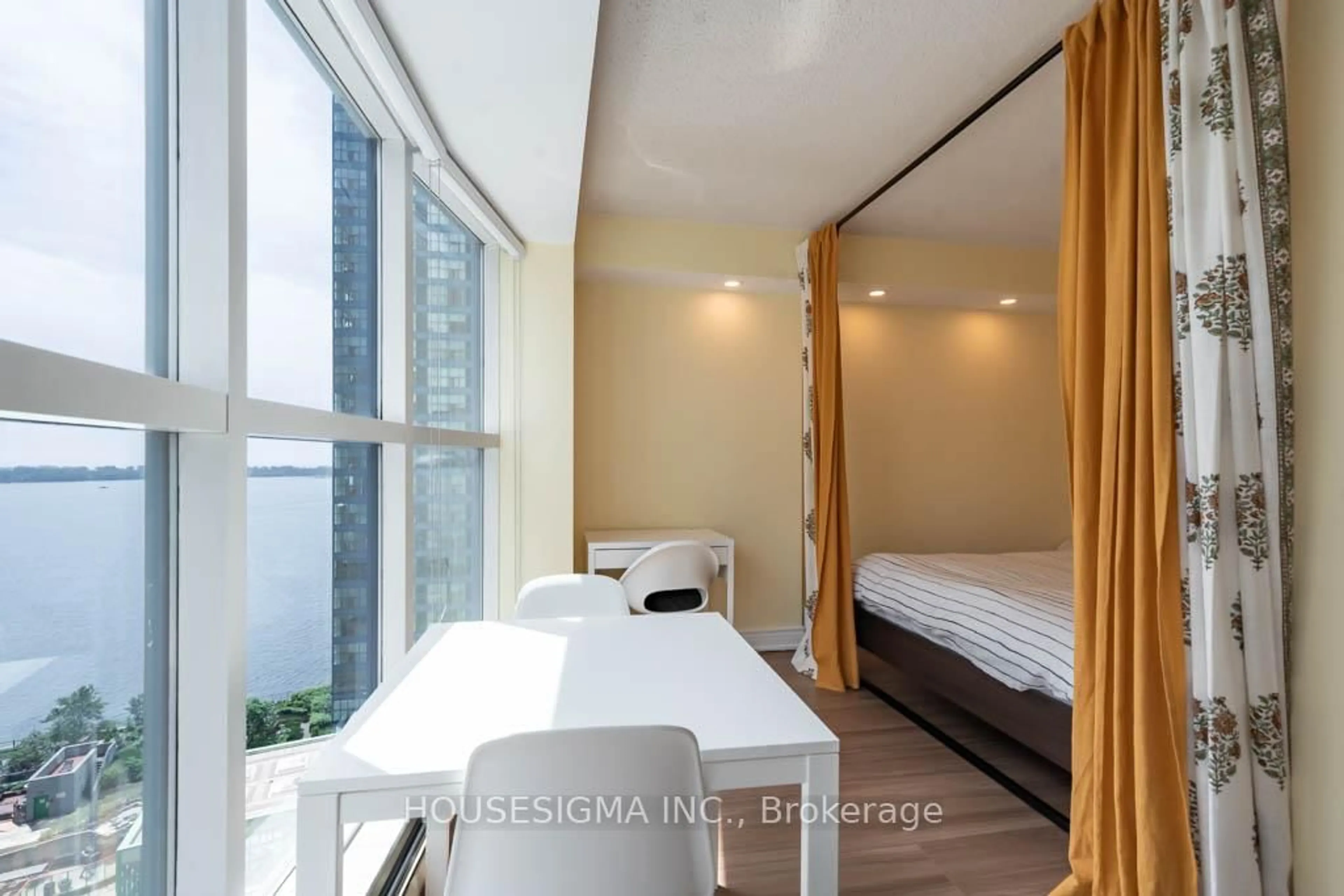 Bedroom with bed, unknown for 77 Harbour Sq #2003, Toronto Ontario M5J 2S2