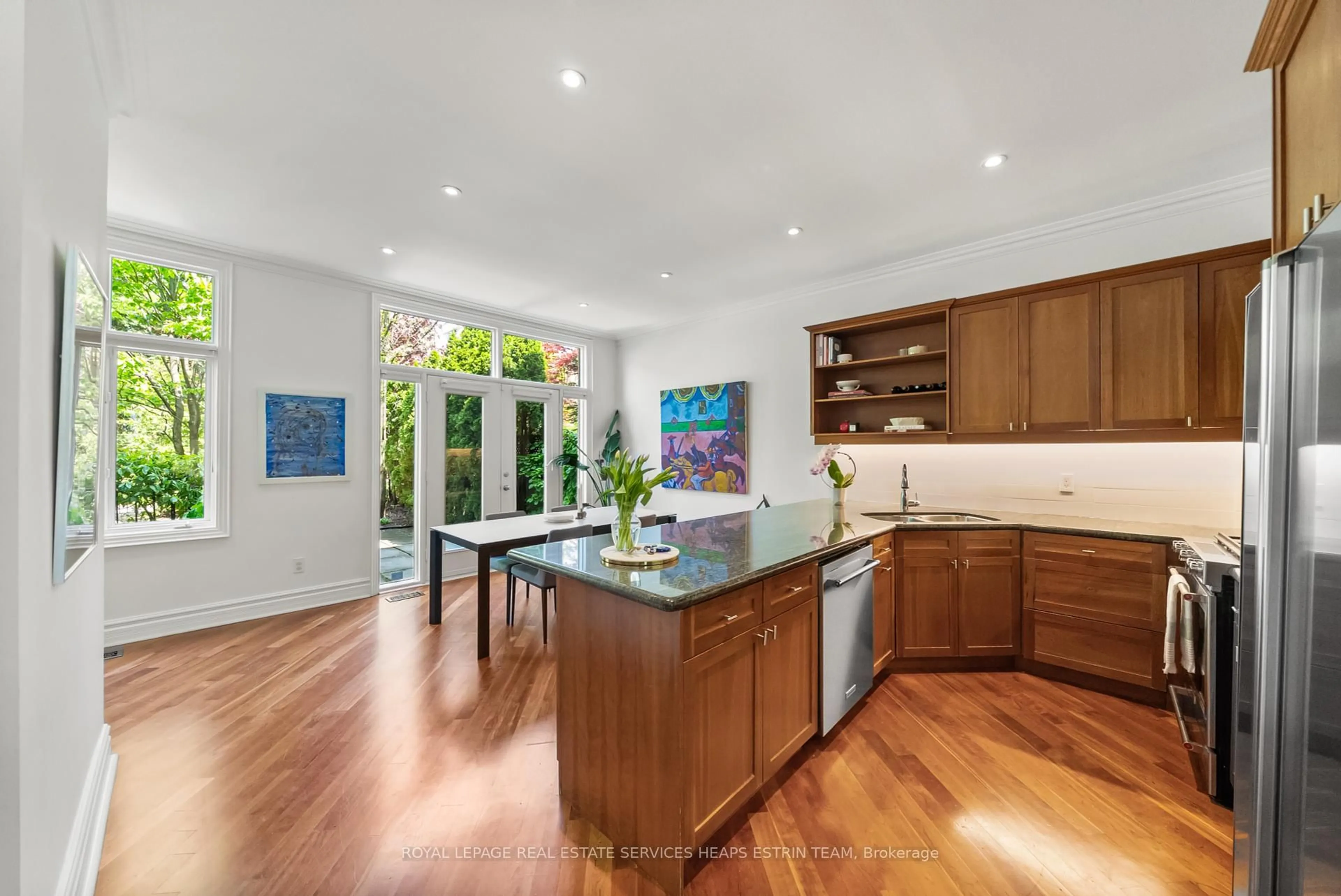 Open concept kitchen, unknown for 34 Marlborough Ave, Toronto Ontario M5R 3T2