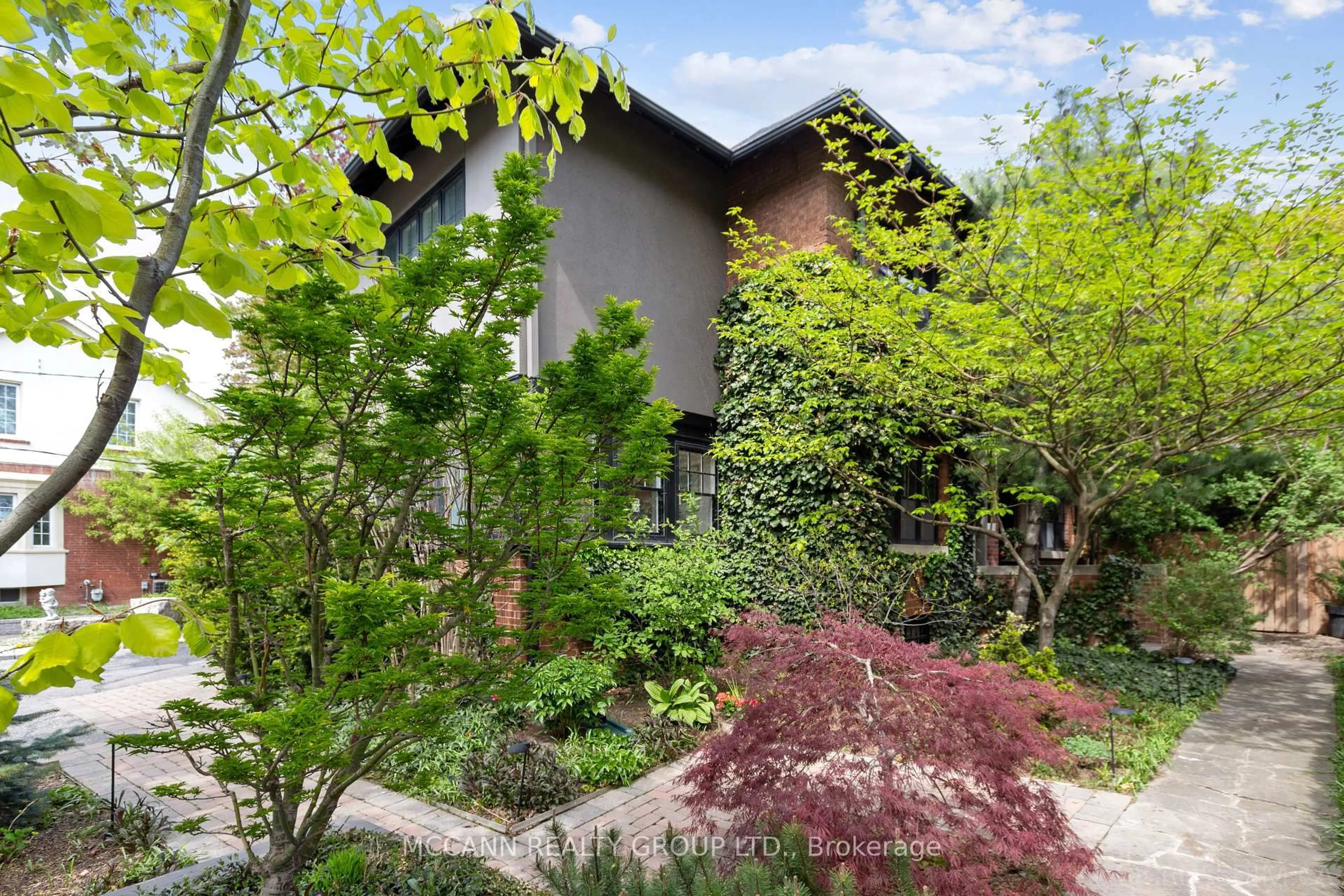 Home with brick exterior material, street for 1373 Avenue Rd, Toronto Ontario M5N 2H3