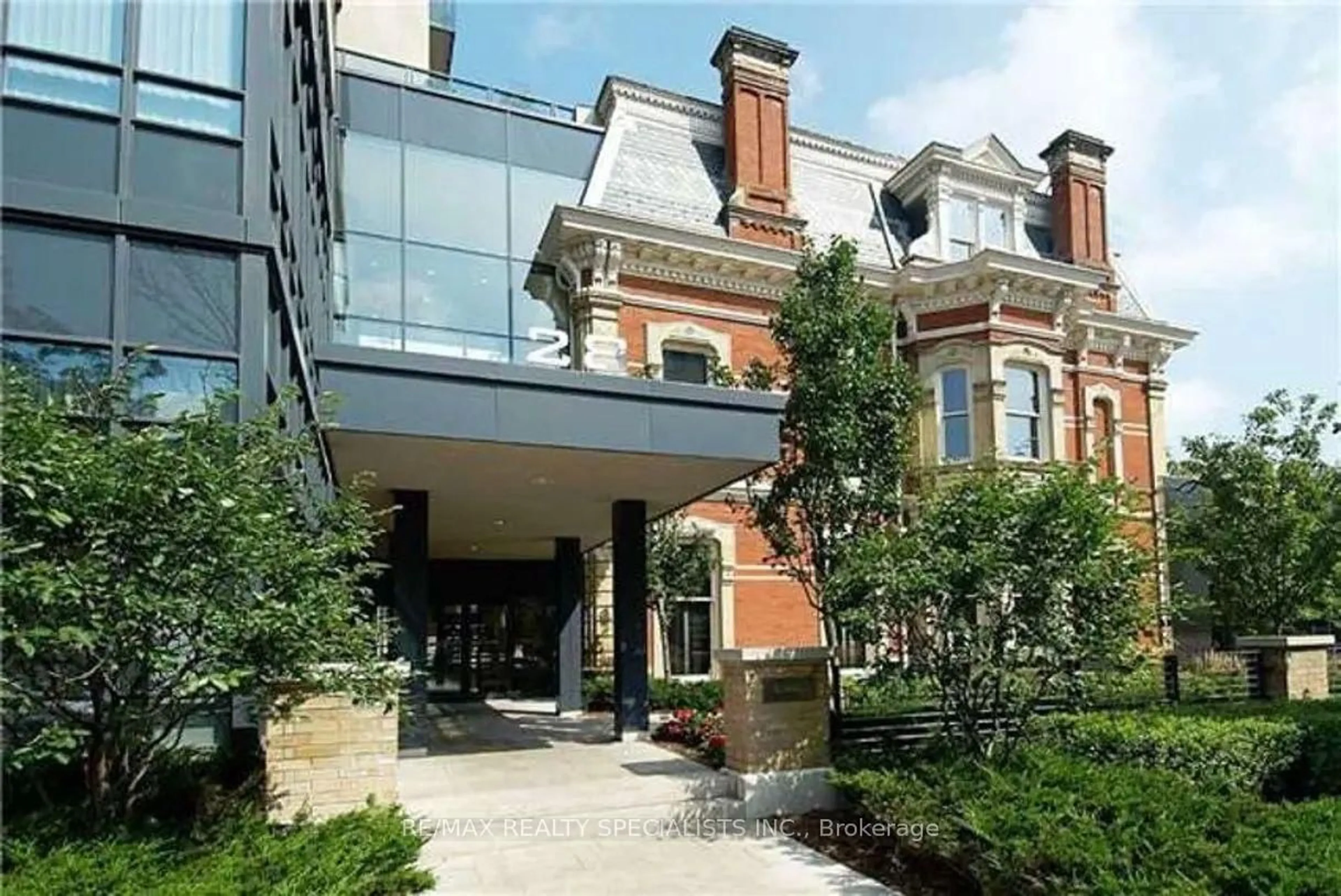 Home with brick exterior material, building for 28 Linden St #1808, Toronto Ontario M4Y 0A4