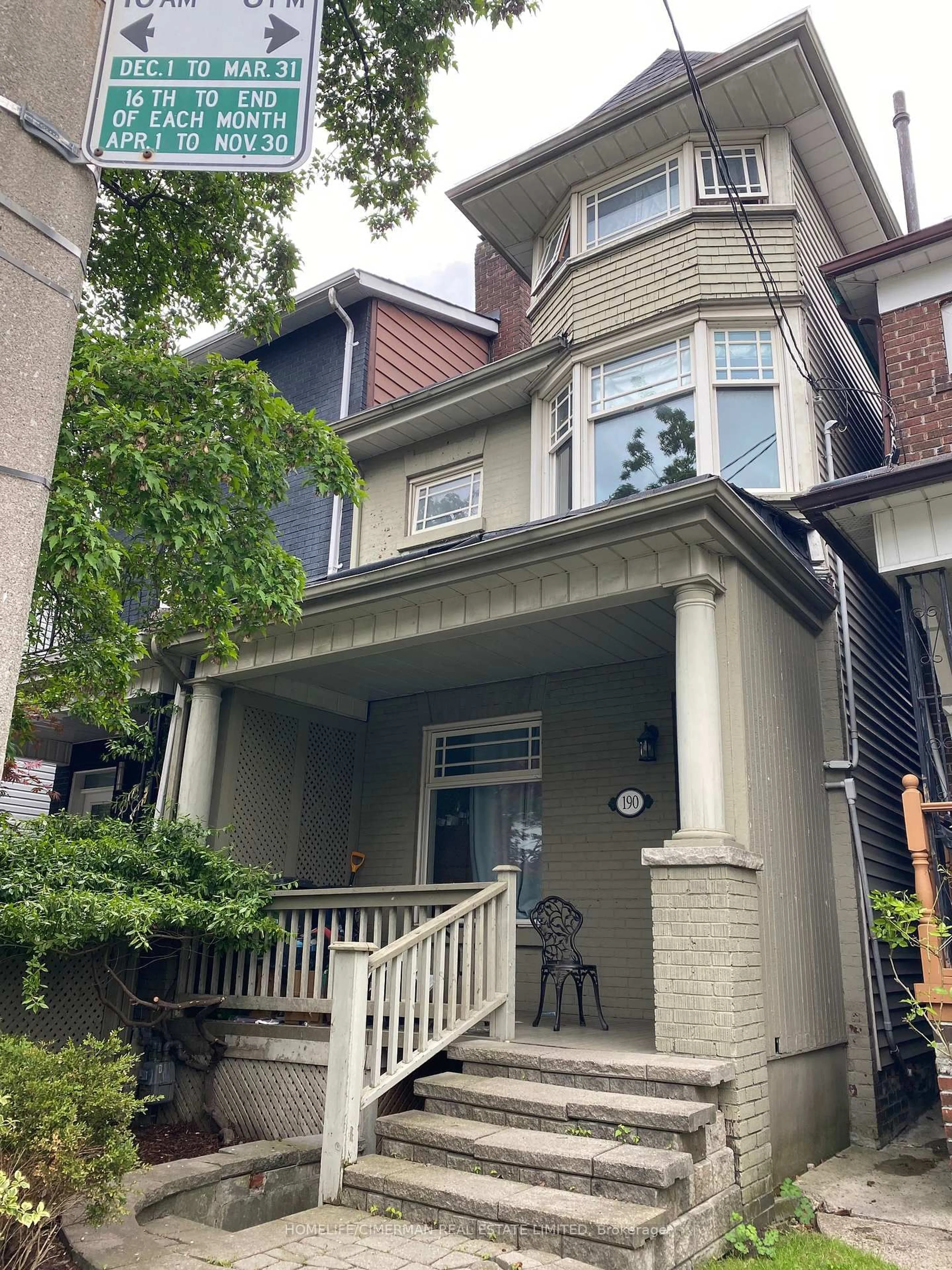 Home with brick exterior material, street for 190 Markham St, Toronto Ontario M6J 2G6