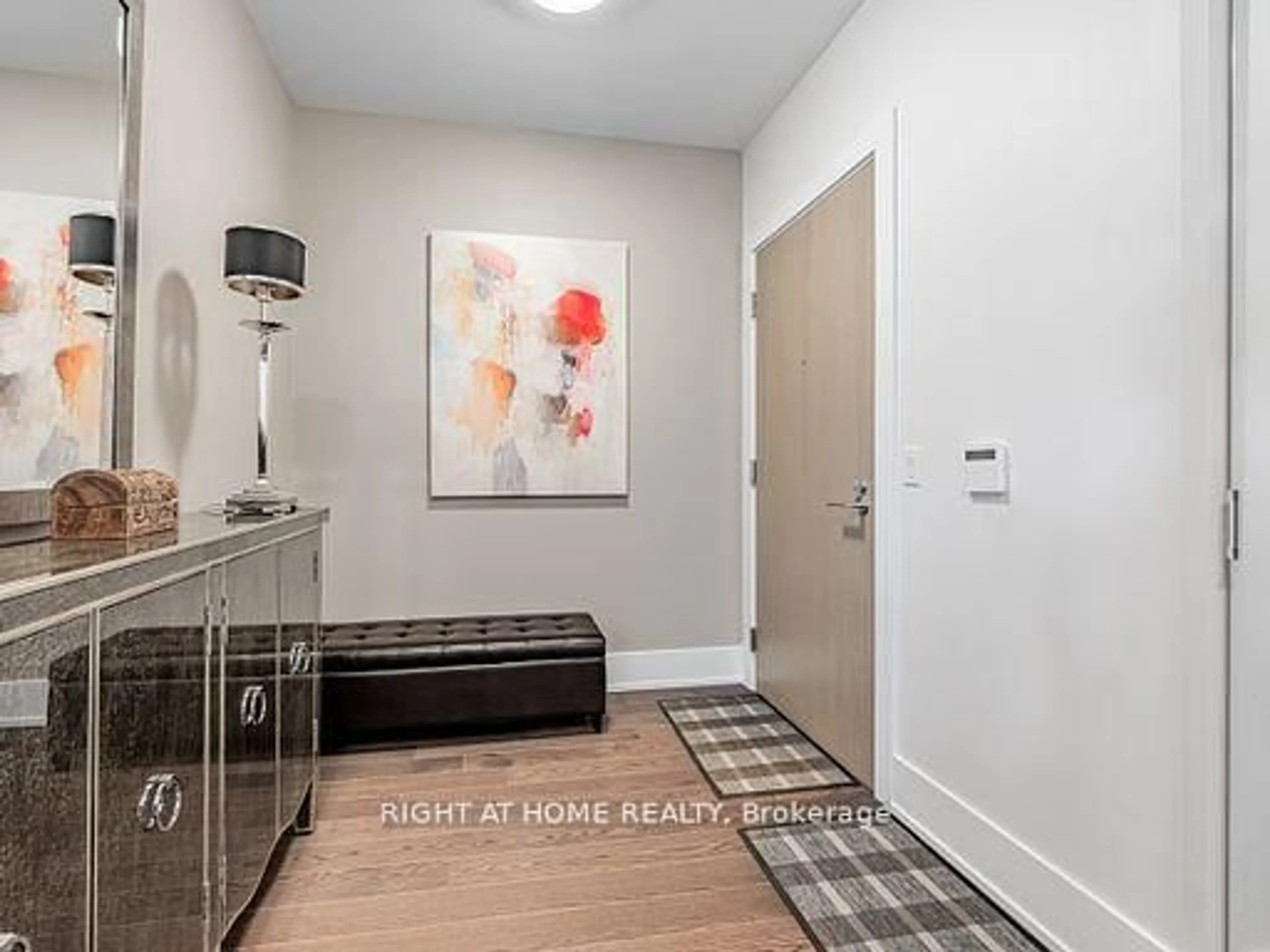 Indoor entryway for 1 Edgewater Dr #PH10, Toronto Ontario M5A 0L1