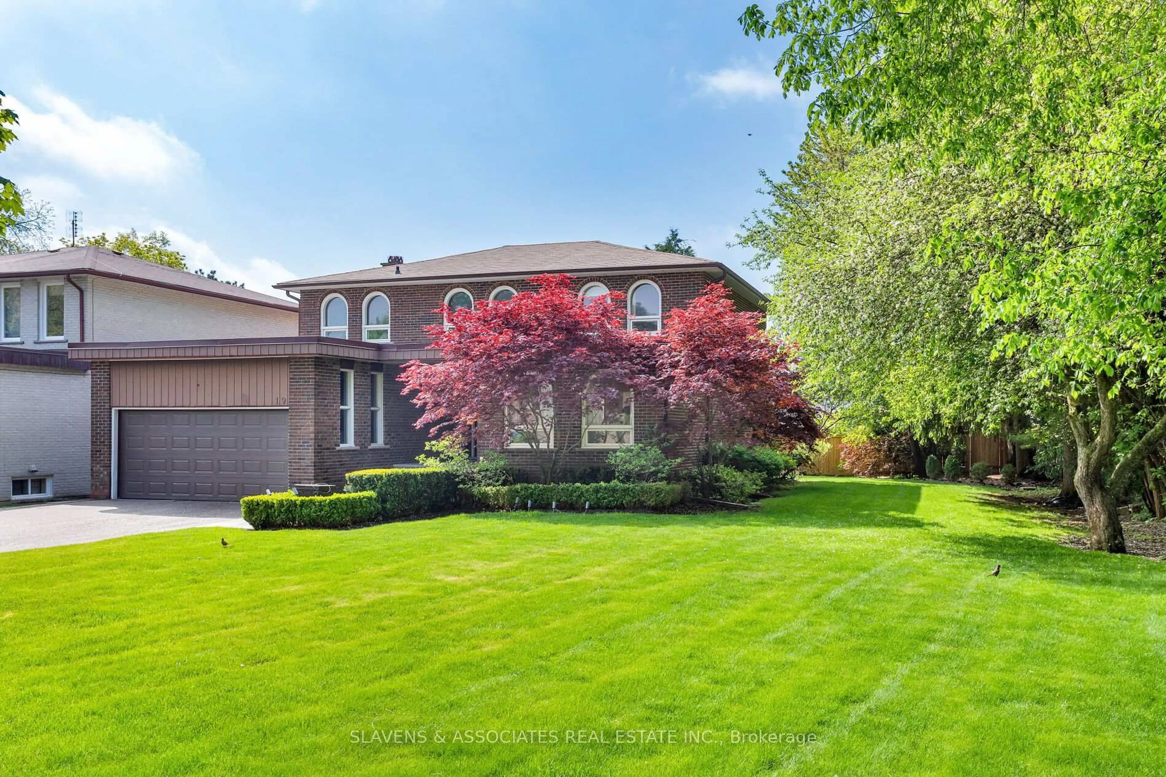 Home with brick exterior material, street for 19 Holita Rd, Toronto Ontario M2M 4C1
