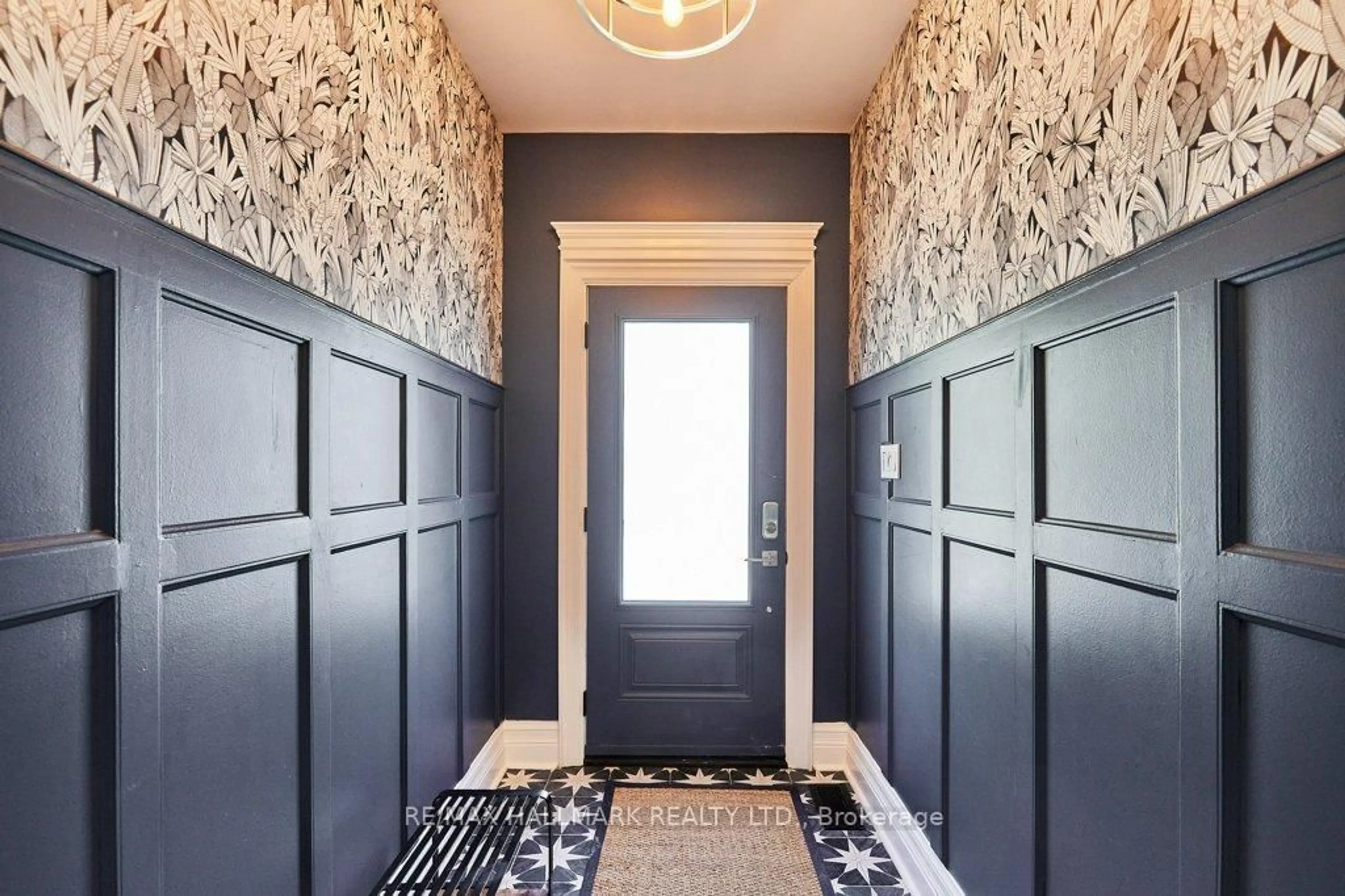 Indoor entryway for 56 Marmot St, Toronto Ontario M4S 2T5