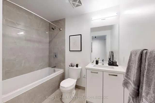 Additional property image - 55 Ontario St Unit 414