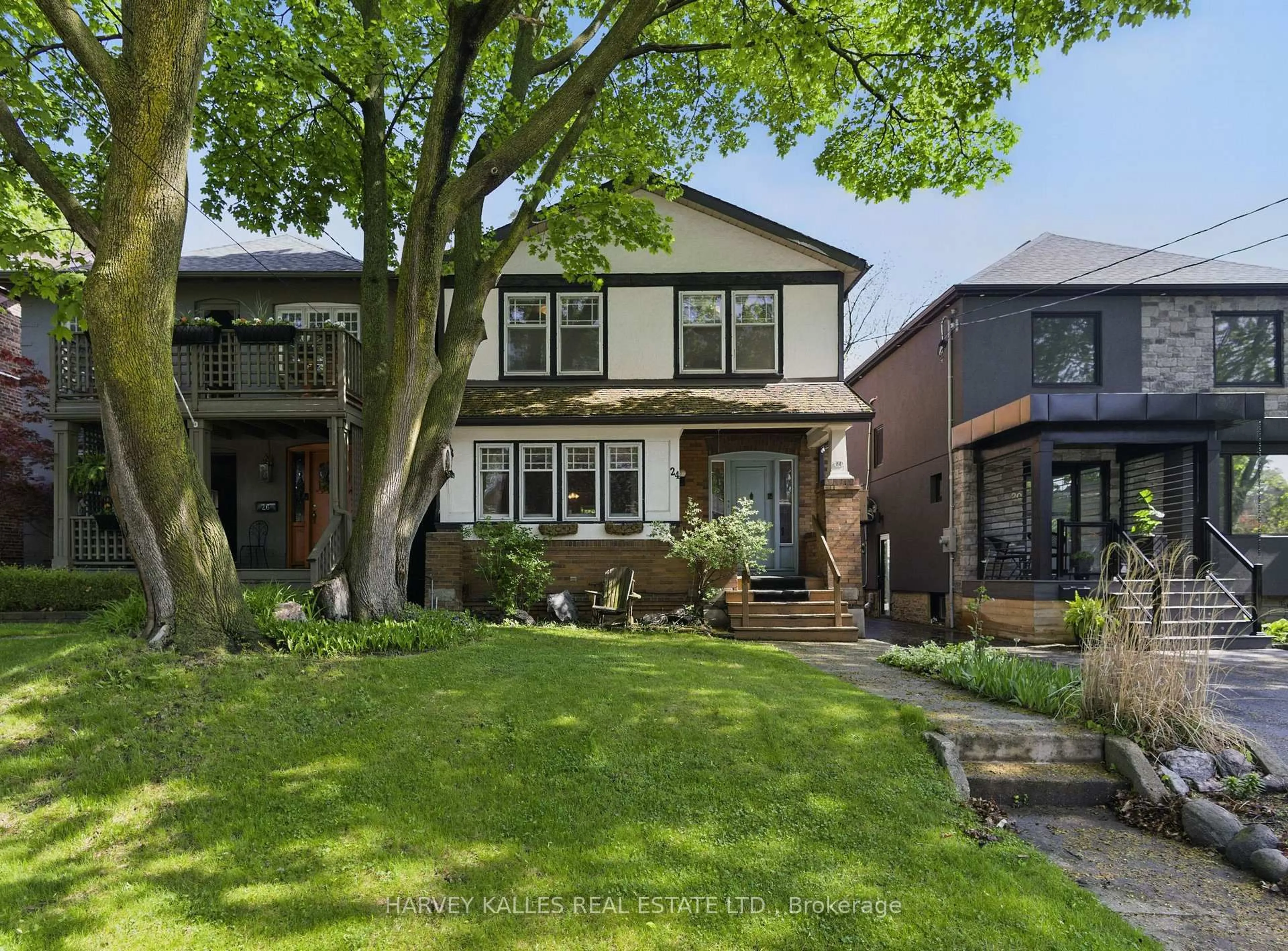 Home with brick exterior material, street for 24 Yonge Blvd, Toronto Ontario M5M 3G5