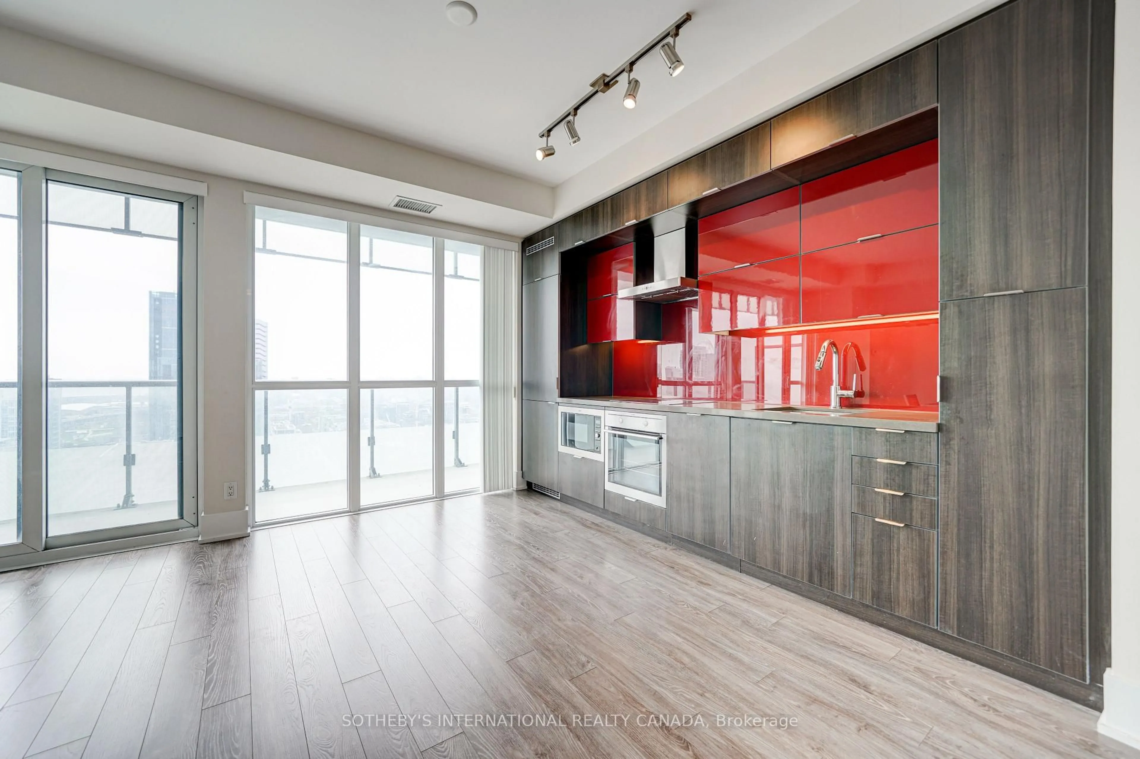 Open concept kitchen, unknown for 300 Front St #3703, Toronto Ontario M5V 0E9