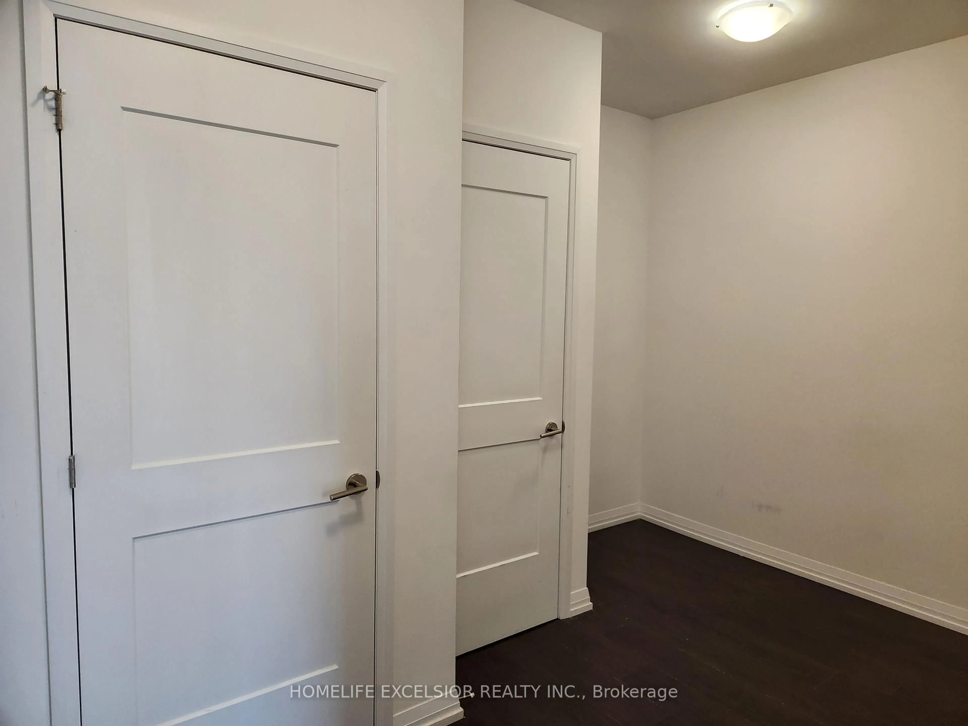 A pic of a room for 50 Dunfield Ave #2716, Toronto Ontario M4S 0E4