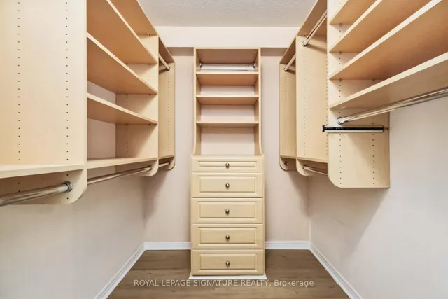 Additional property image - 160 Frederick St Unit 703