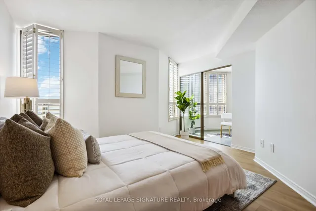 Additional property image - 160 Frederick St Unit 703