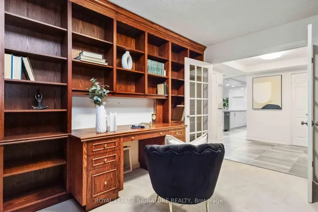 Additional property image - 160 Frederick St Unit 703