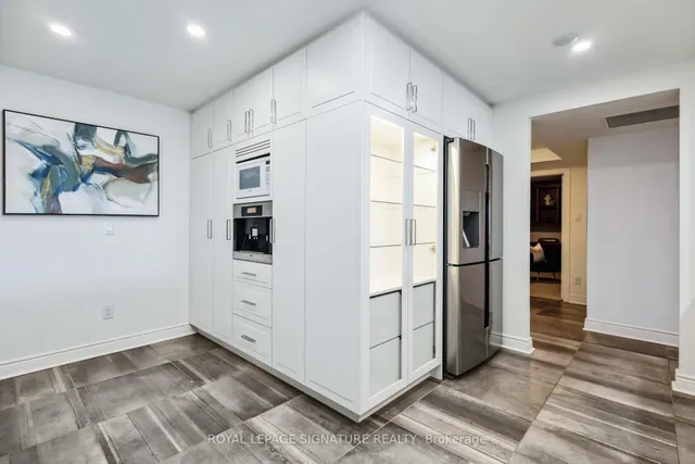 Additional property image - 160 Frederick St Unit 703