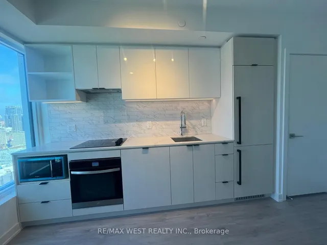 Additional property image - 252 Church St Unit 3802