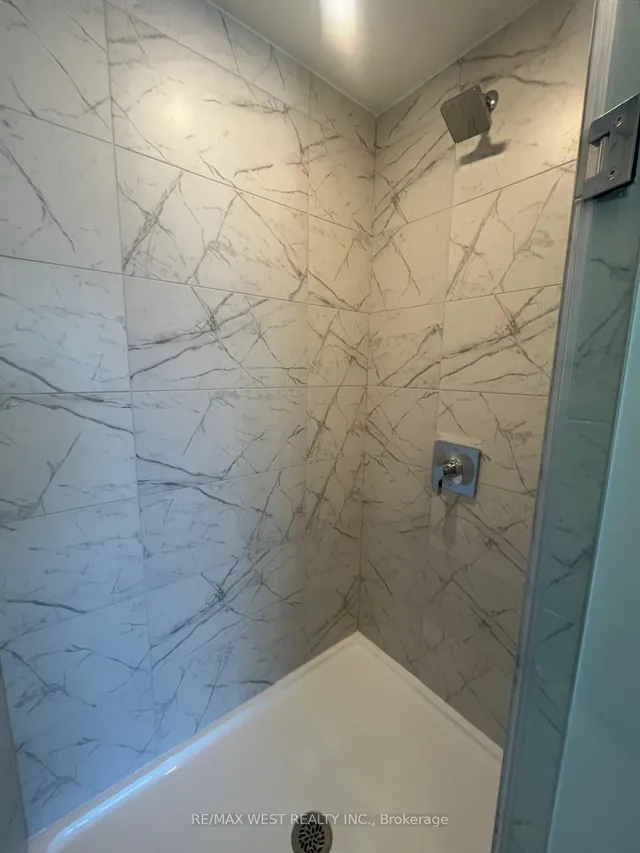 Additional property image - 252 Church St Unit 3802