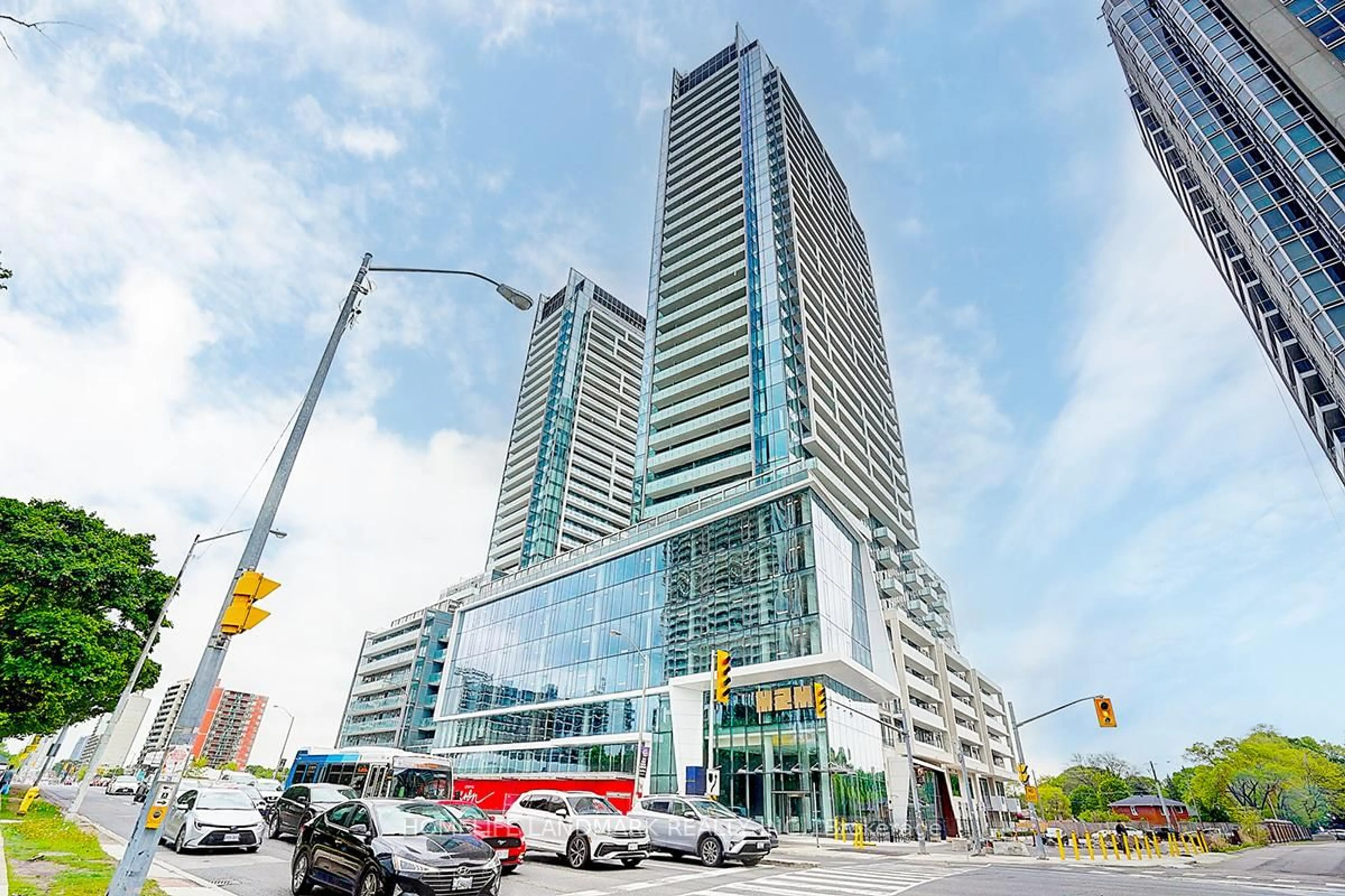 Indoor foyer for 8 Olympic Gdn Dr #S2409, Toronto Ontario M2M 0B9