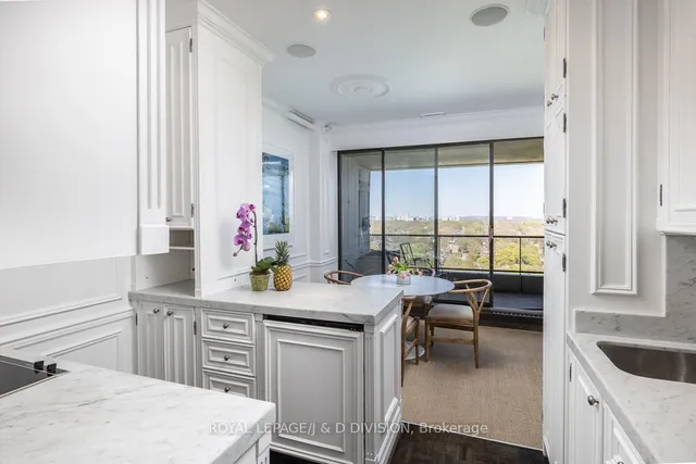 Additional image 30 of 20 Avoca Ave Unit 2004