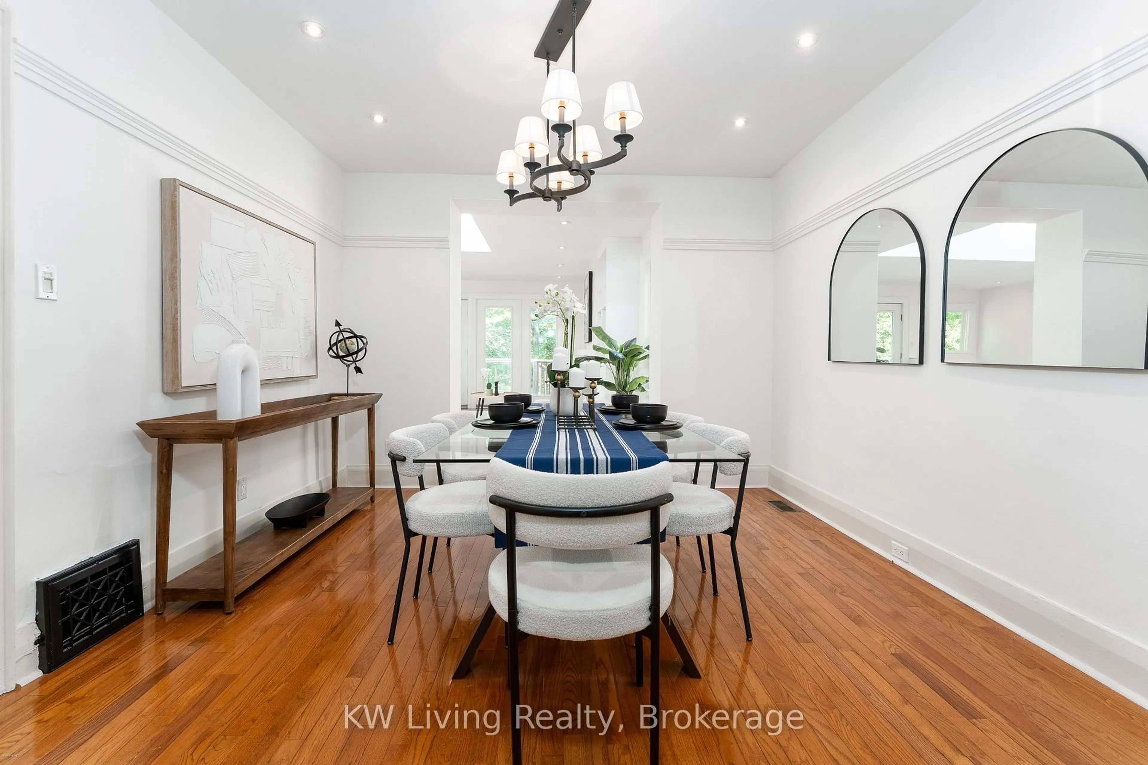 Dining room, wood/laminate floor for 96 Edith Dr, Toronto Ontario M4R 1Z2