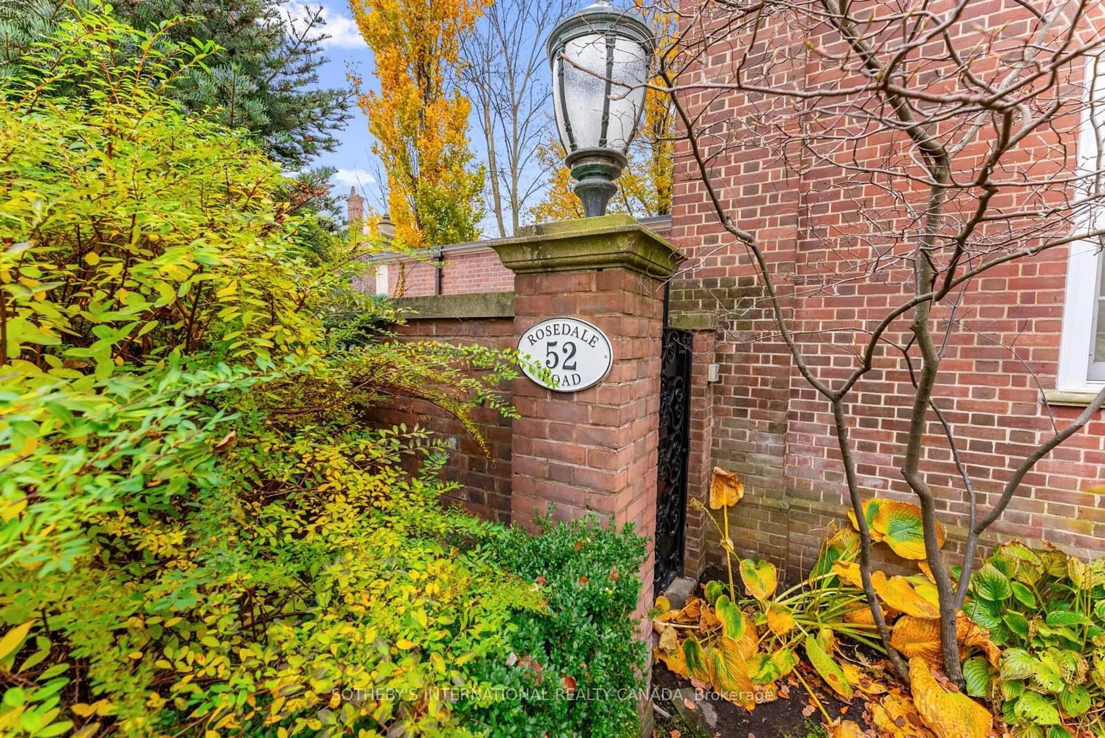 Unknown for 52 Rosedale Rd, Toronto Ontario M4W 2P6