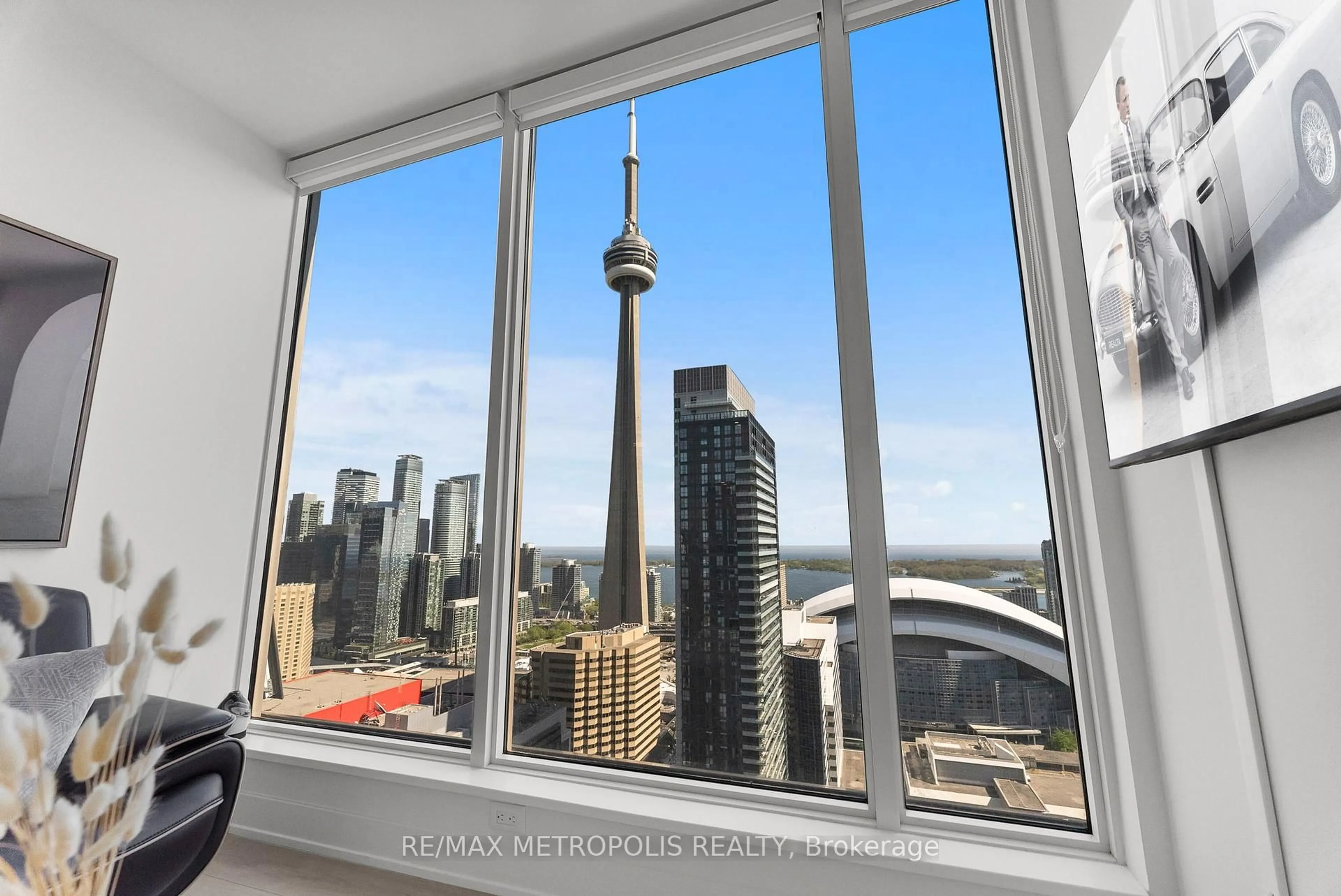 A pic of a room for 15 Mercer St #3202, Toronto Ontario M5V 1H2