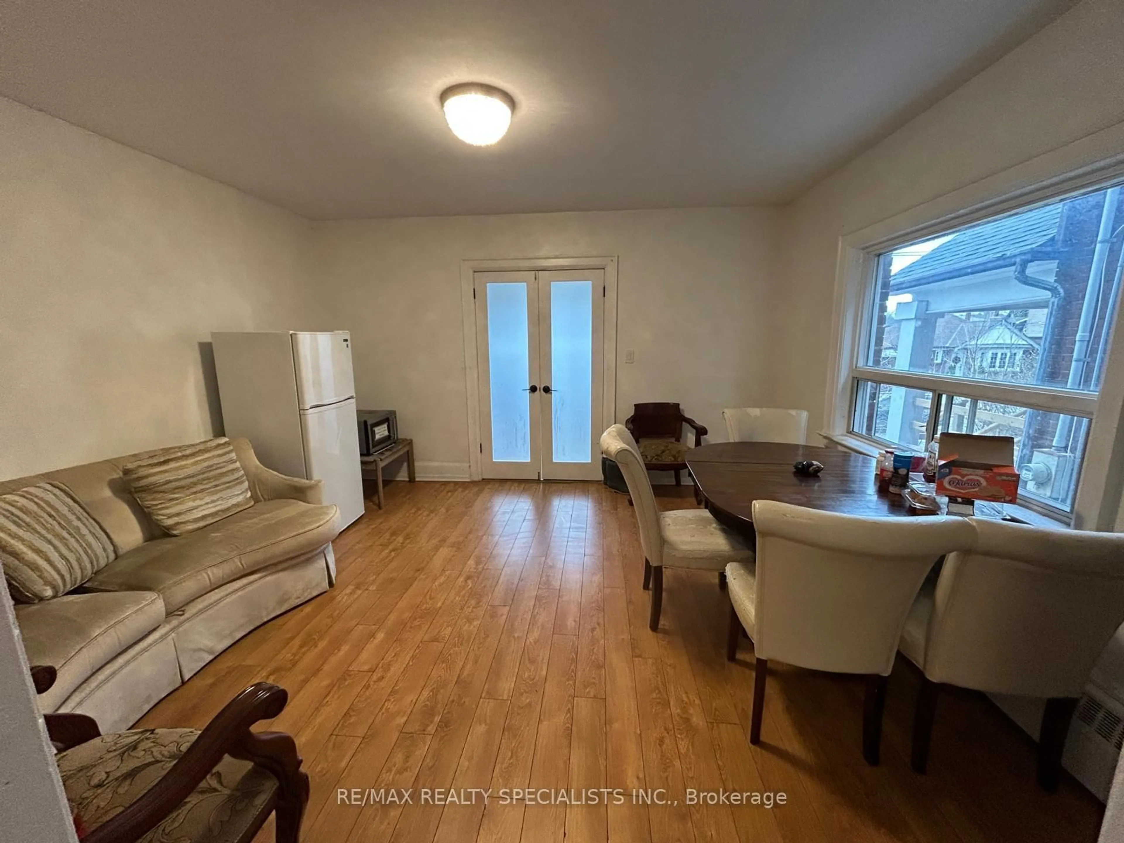 A pic of a room for 628 Oakwood Ave, Toronto Ontario M6E 2Y1