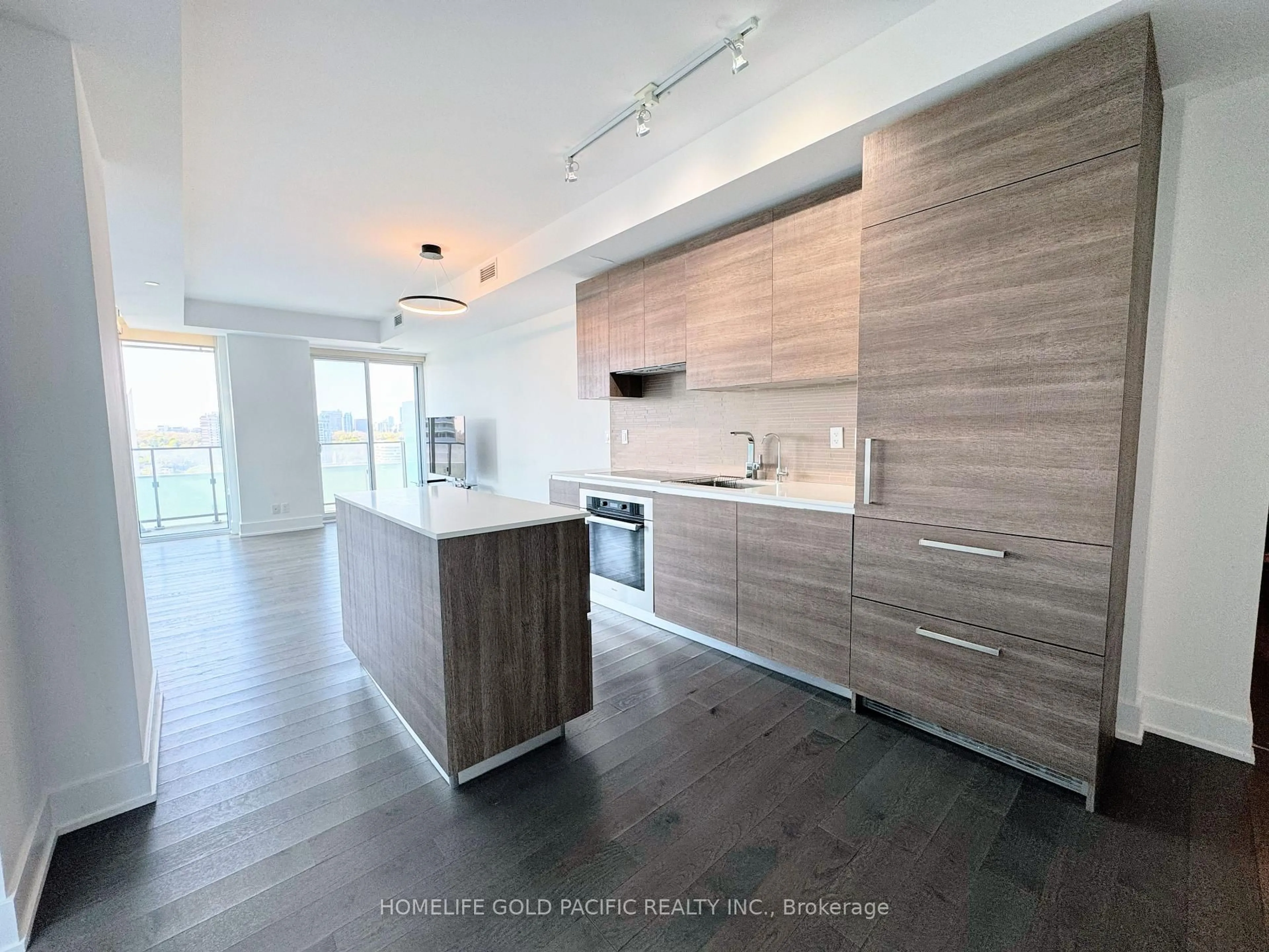 Open concept kitchen, wood/laminate floor for 200 Bloor St #1709, Toronto Ontario M5S 1T8