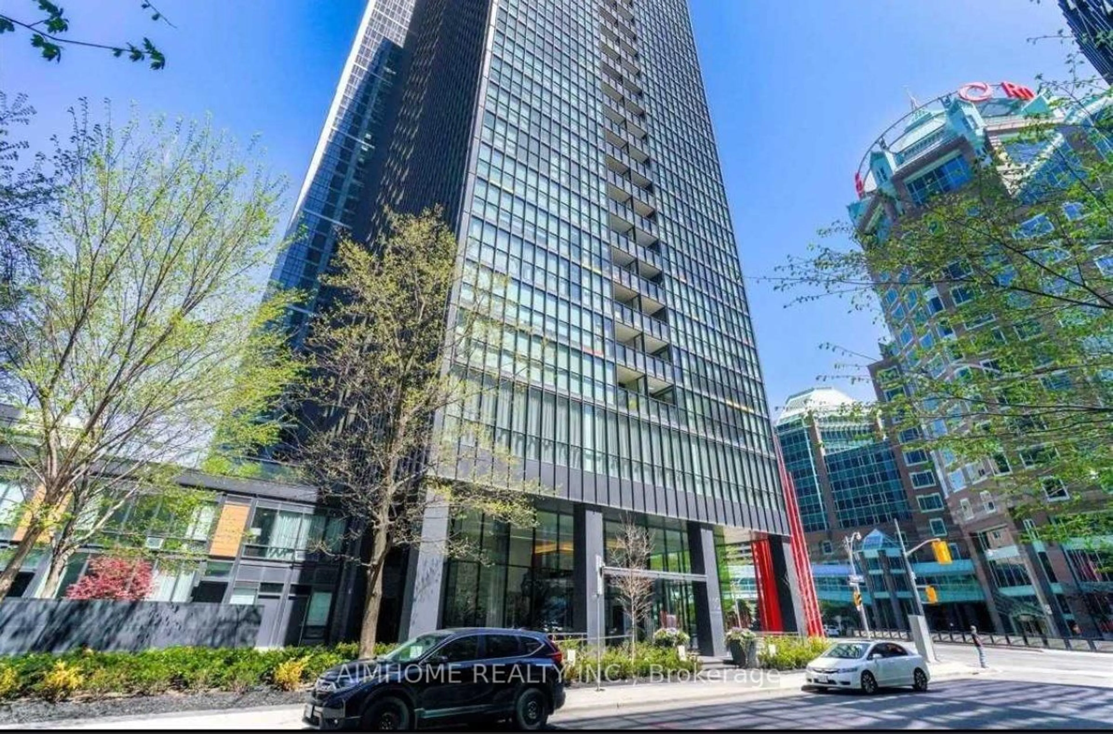 Indoor foyer for 110 Charles St #502, Toronto Ontario M4Y 1T5