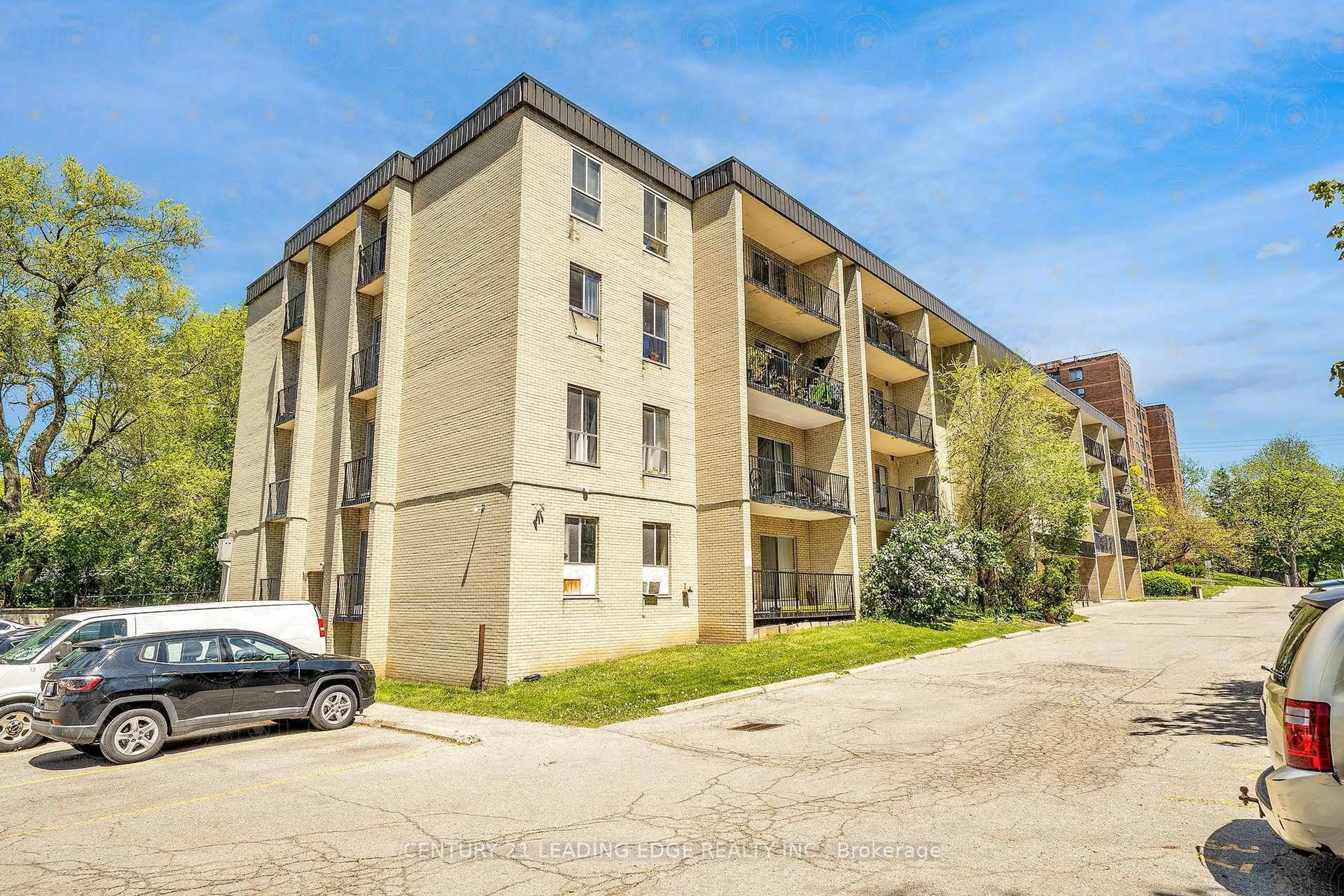Unknown for 1690 Victoria Park Ave #102, Toronto Ontario M1R 1R1