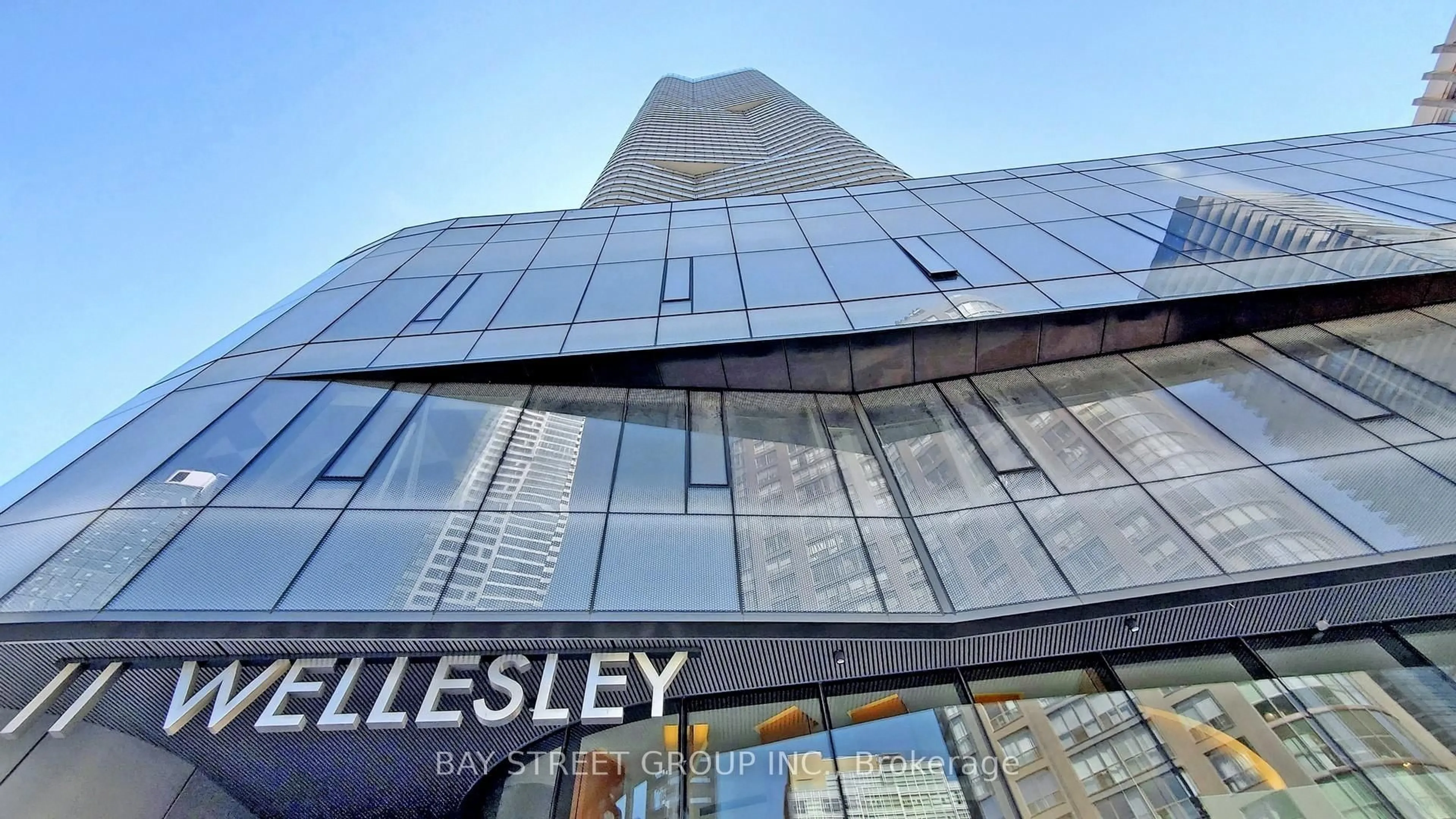 Lobby for 11 Wellesley St #3607, Toronto Ontario M4Y 0G4
