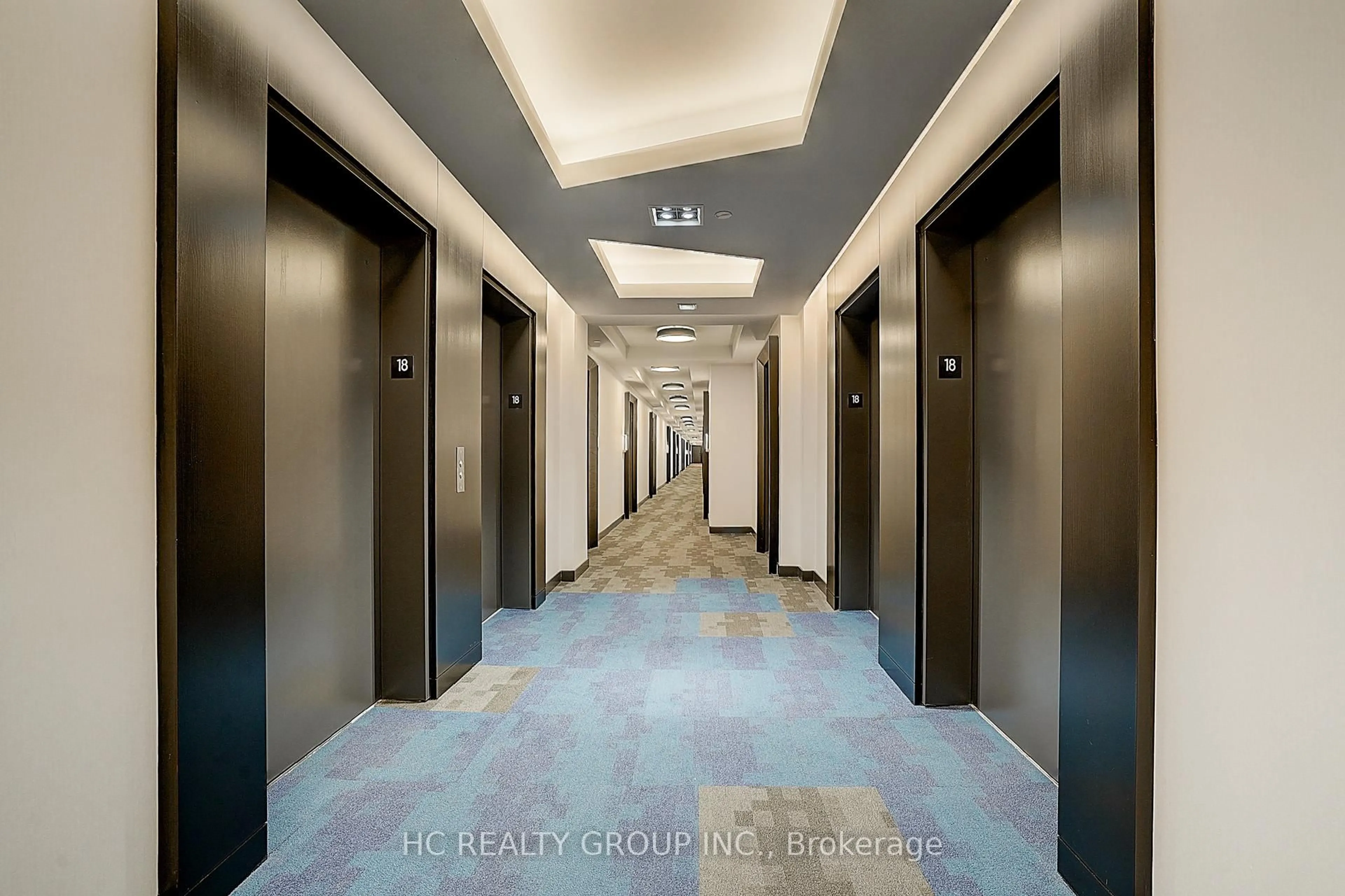 Indoor foyer for 135 Lower Sherbourne St #1832, Toronto Ontario M5A 1E7