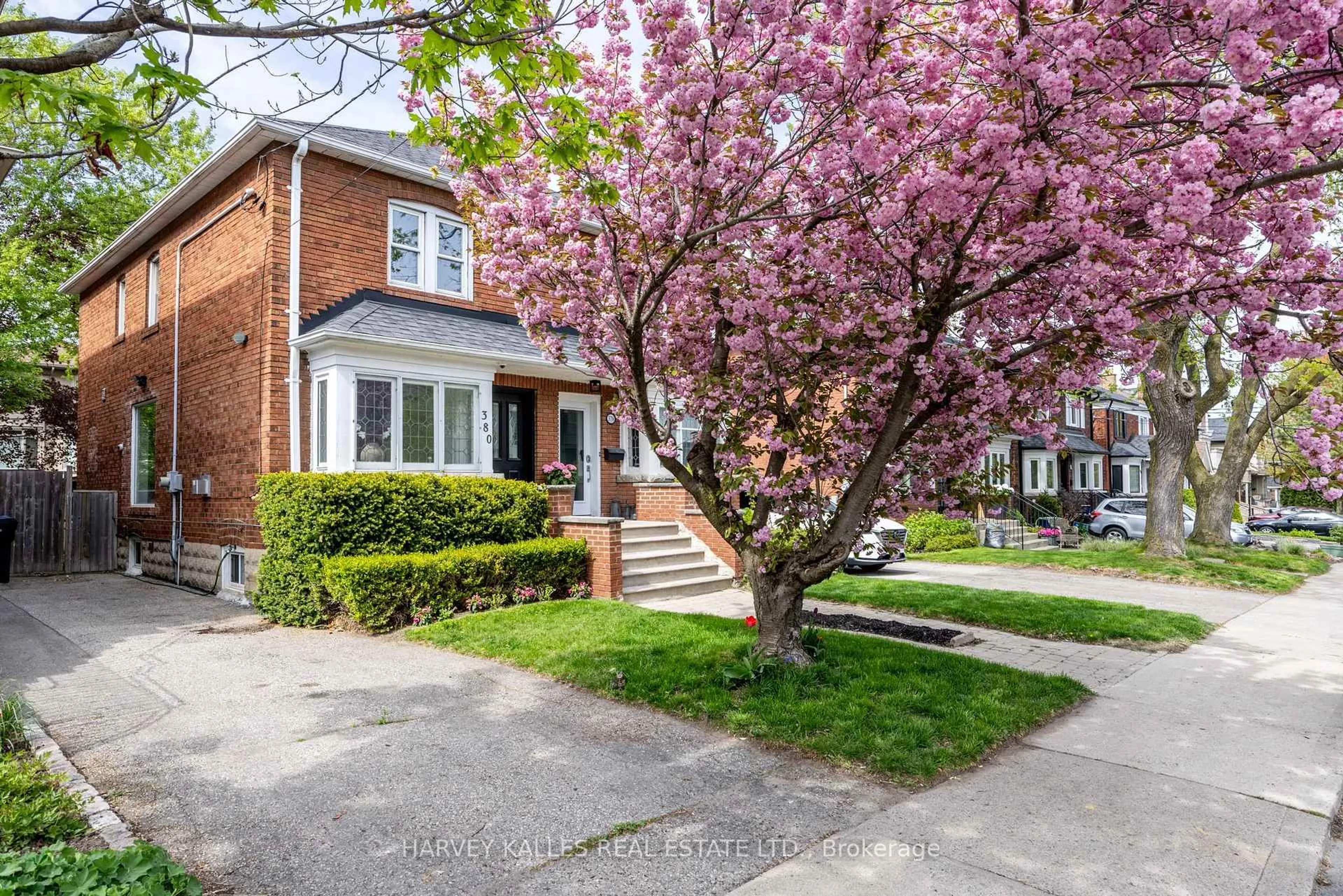 Home with brick exterior material, street for 380 Old Orchard Grve, Toronto Ontario M5M 2E9