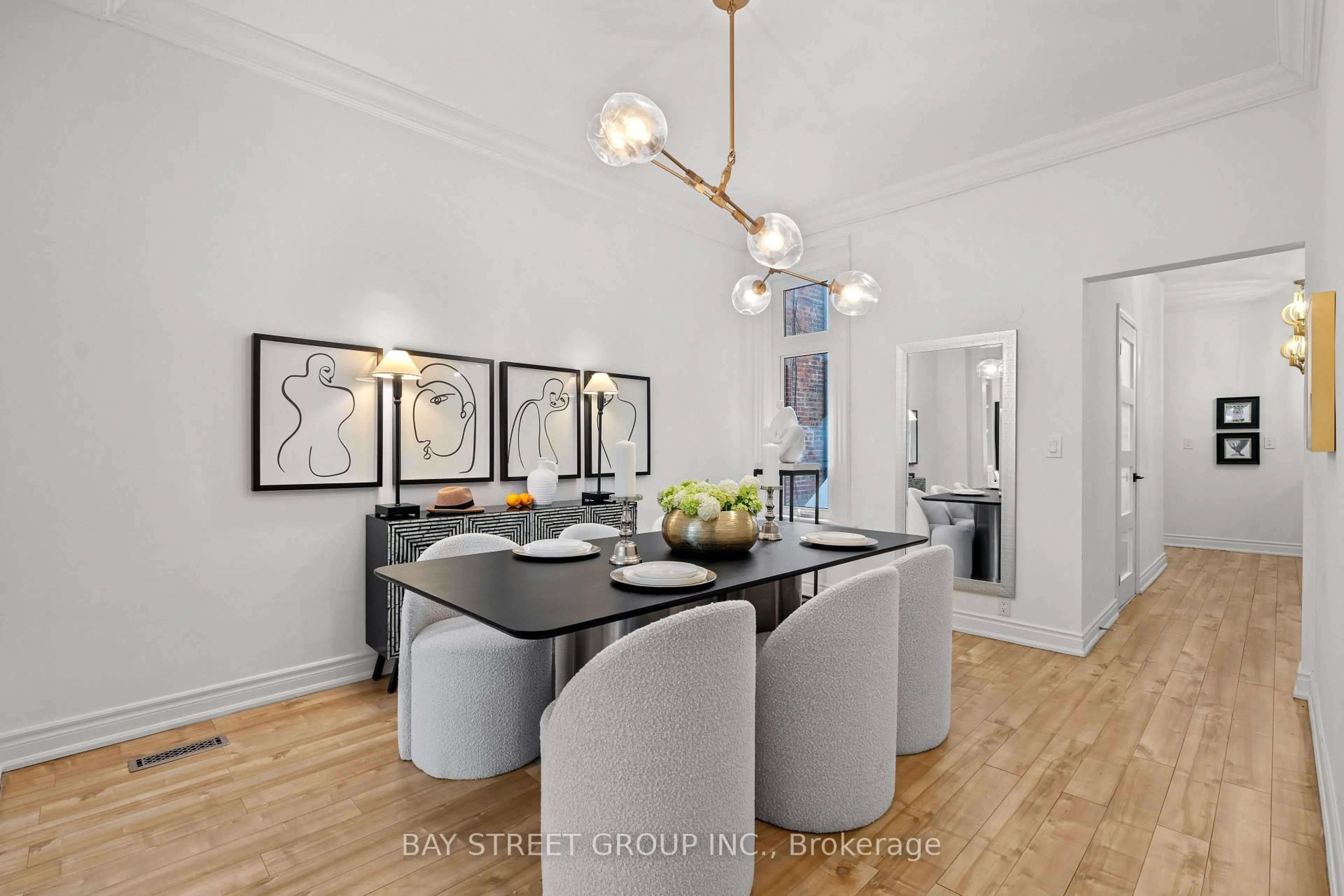 Dining room, unknown for 165 Howland Ave, Toronto Ontario M5R 3B7