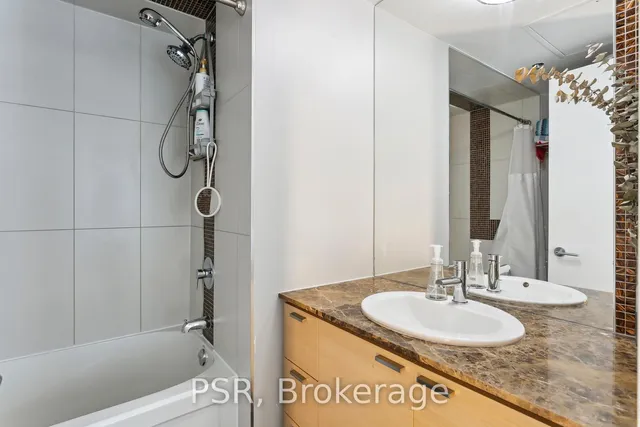 Additional property image - 375 King St Unit 1207