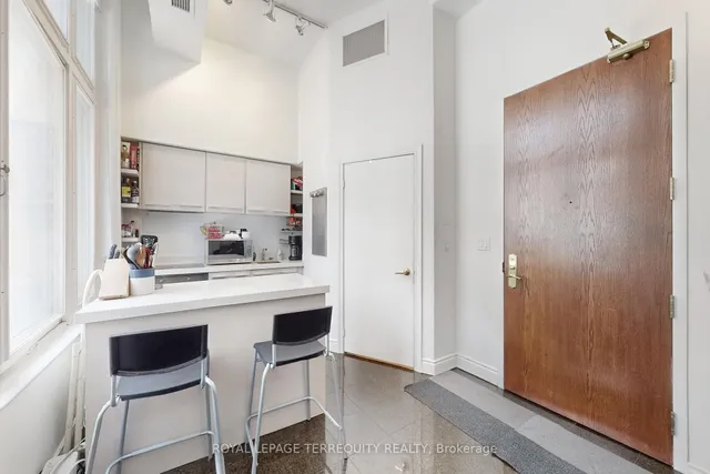 Additional property image - 73 Richmond St Unit 201