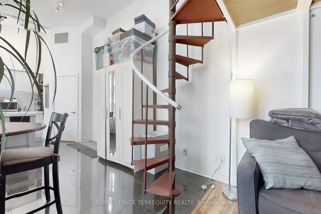 Additional property image - 73 Richmond St Unit 201