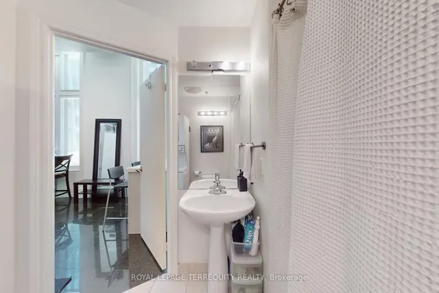 Additional property image - 73 Richmond St Unit 201