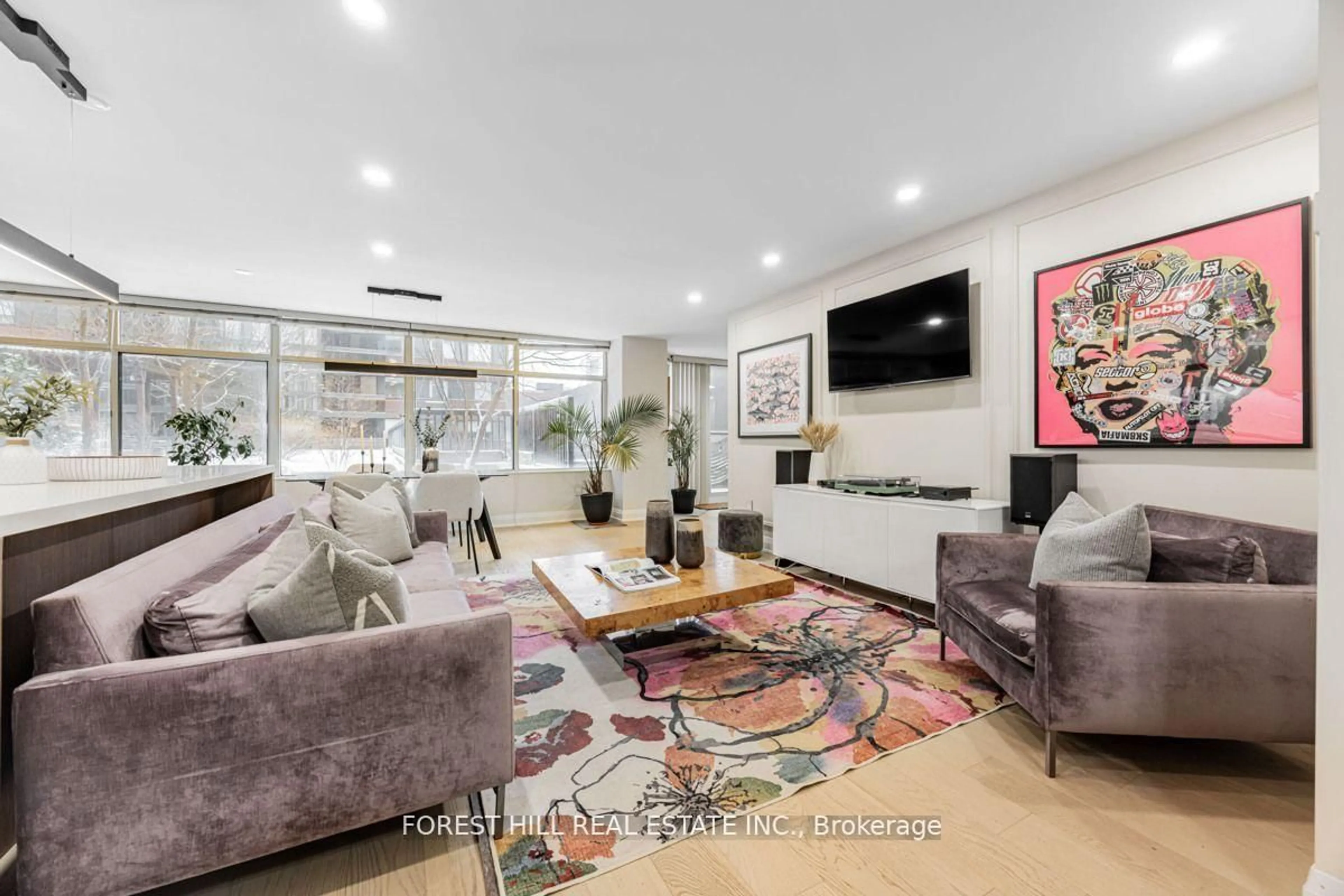 Living room with furniture, unknown for 900 Yonge St #201, Toronto Ontario M4W 3P5