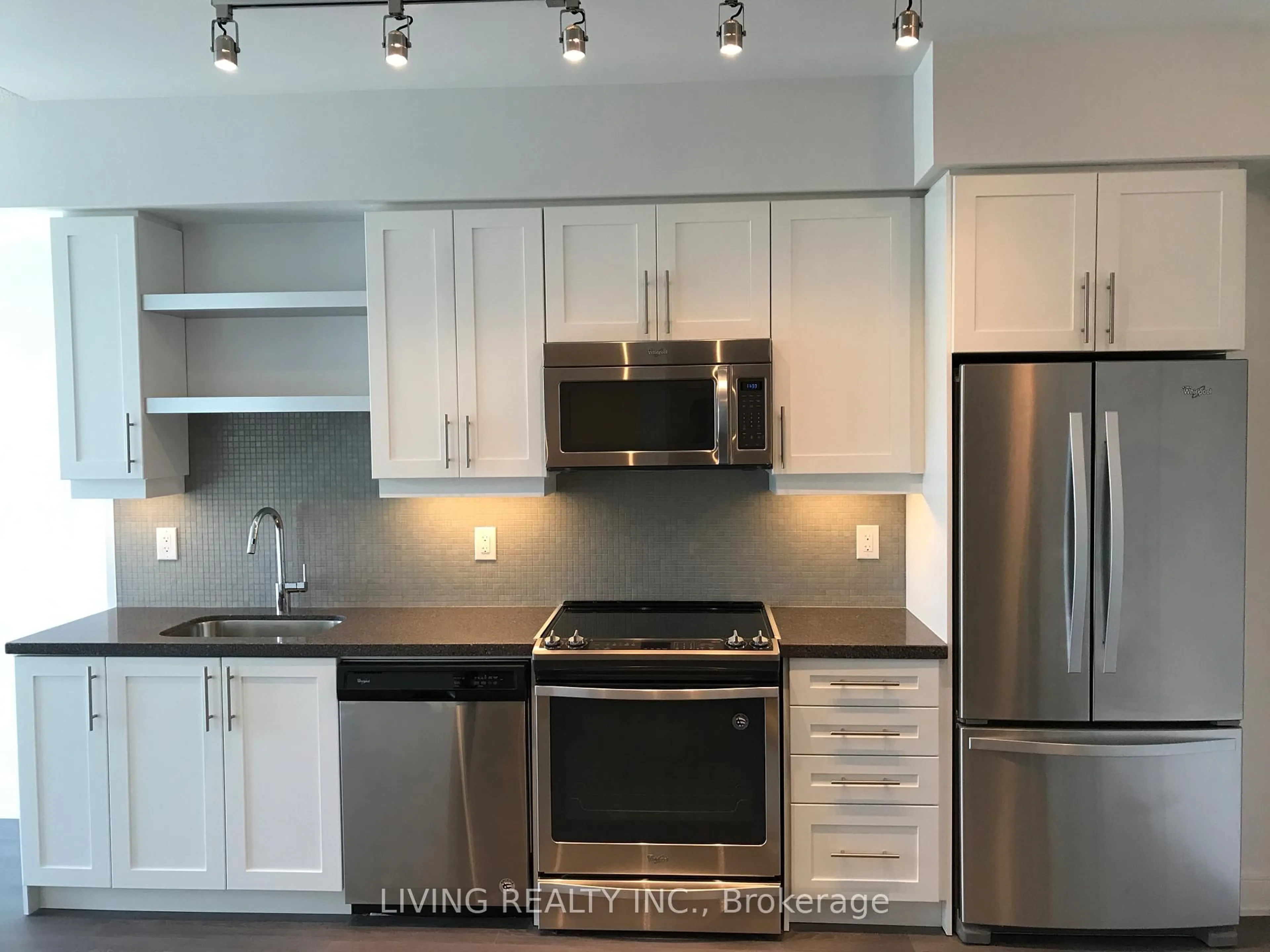 Standard kitchen, unknown for 525 Adelaide St #1826, Toronto Ontario M5V 0N7