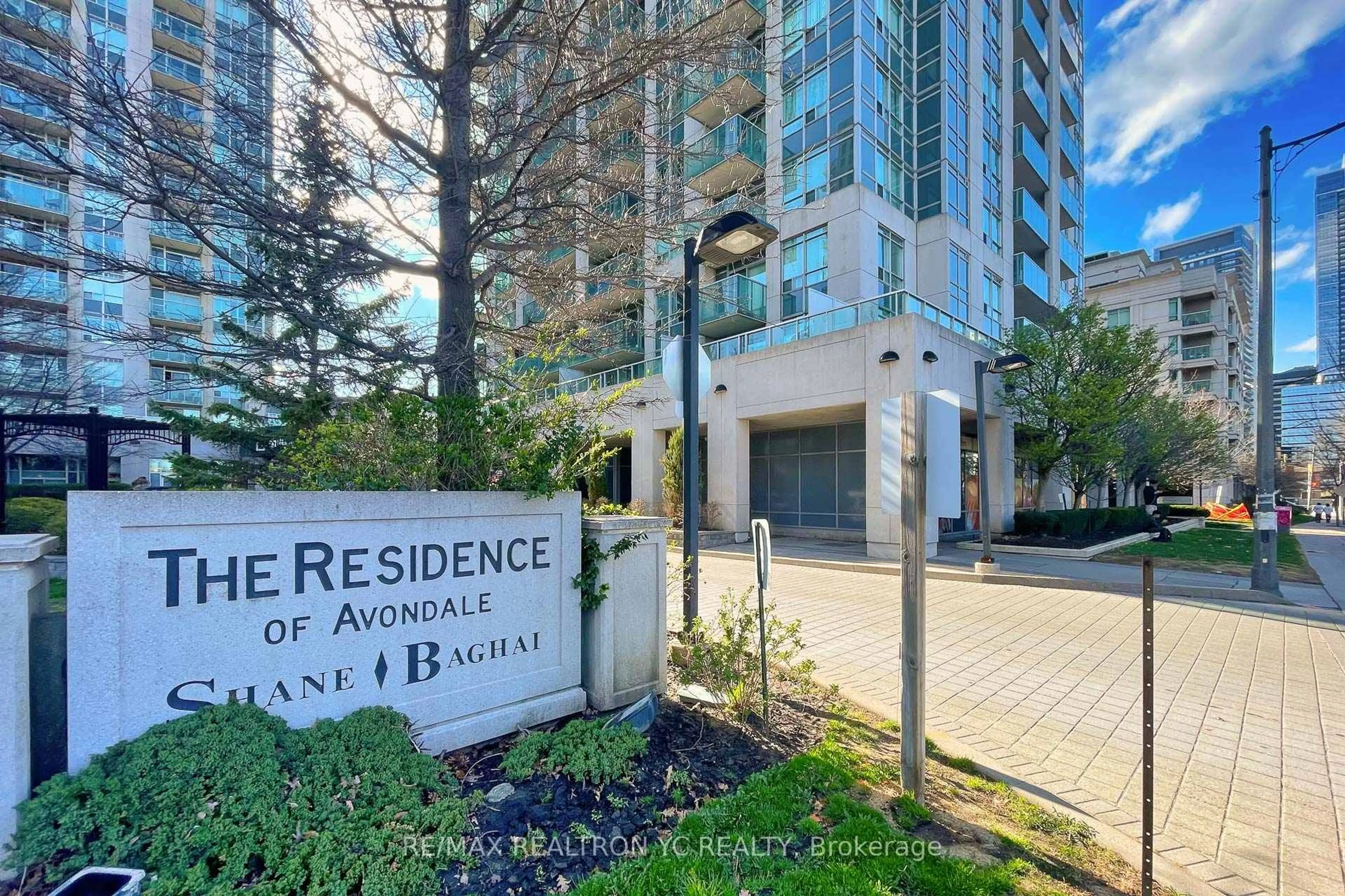 Indoor foyer for 18 Harrison Garden Blvd #2607, Toronto Ontario M2N 7J6