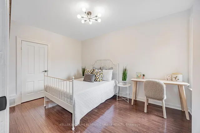Additional property image - 257 Montrose Ave