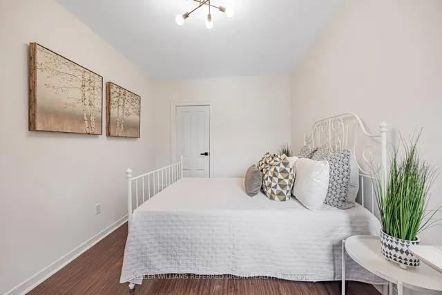 Additional property image - 257 Montrose Ave
