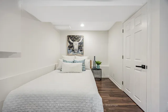 Additional property image - 257 Montrose Ave