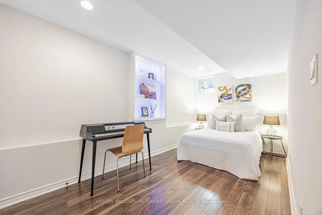 Additional property image - 257 Montrose Ave