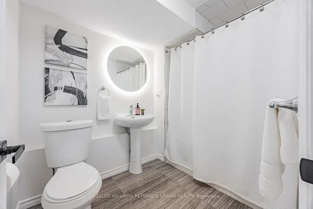 Additional property image - 257 Montrose Ave