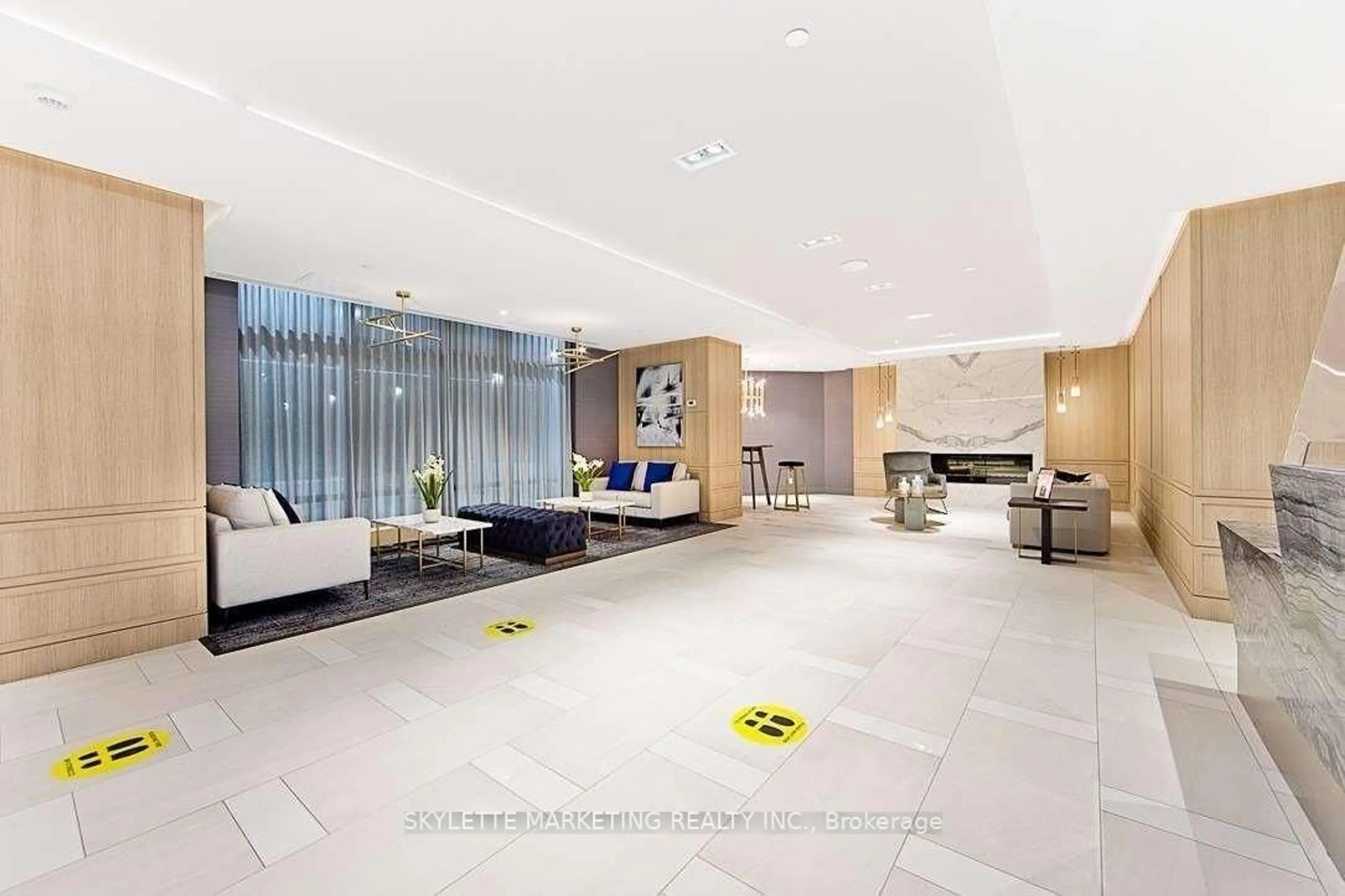 Lobby for 621 Sheppard Ave #617, Toronto Ontario M2K 0G4