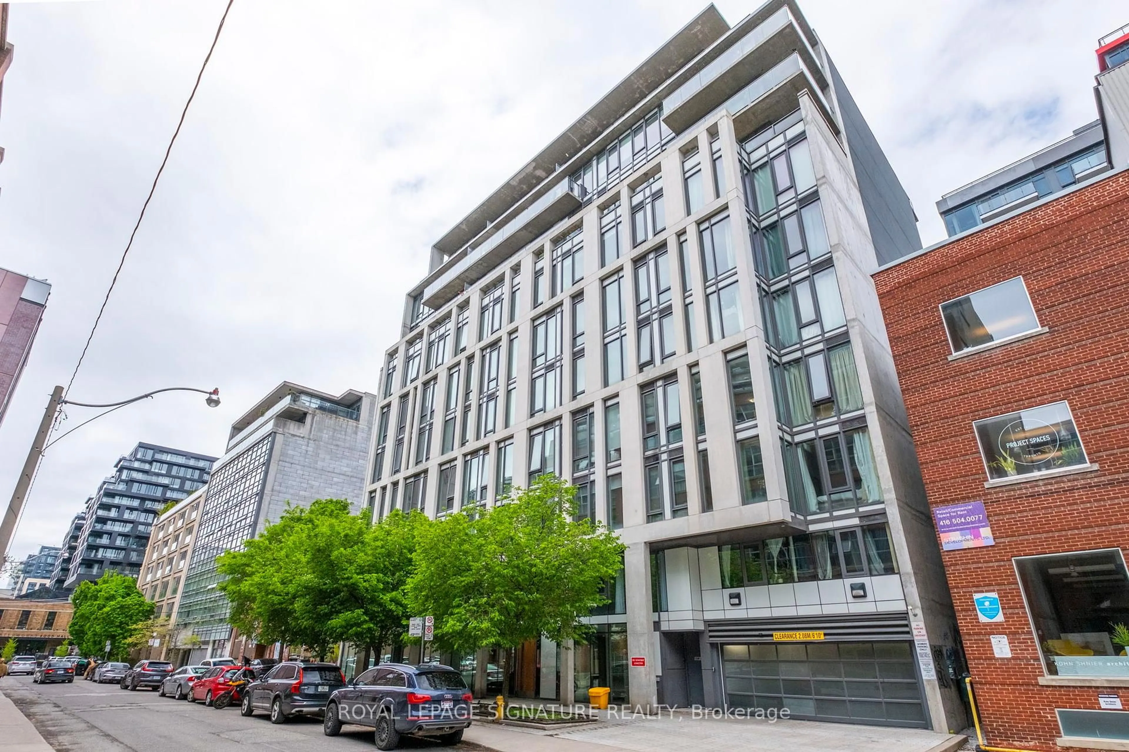 Unknown for 32 Camden St #206, Toronto Ontario M5V 0G4