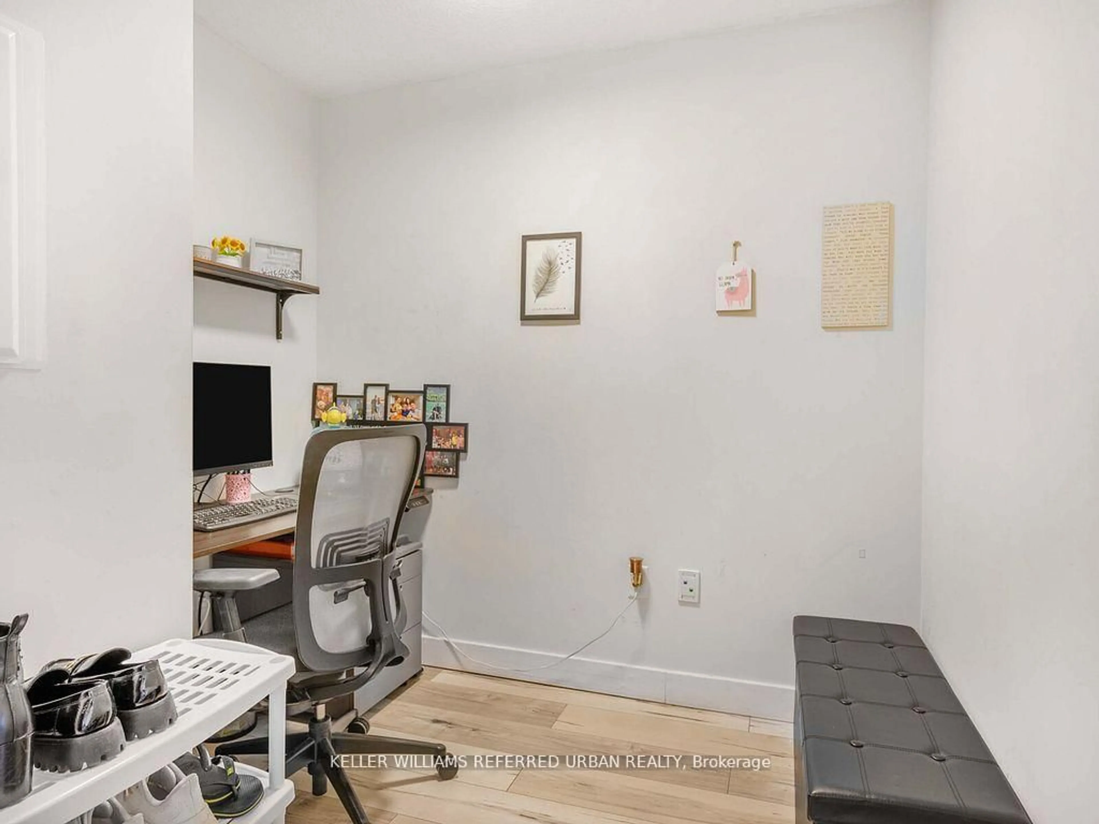 A pic of a room for 11 Brunel Crt #4702, Toronto Ontario M5V 3Y3